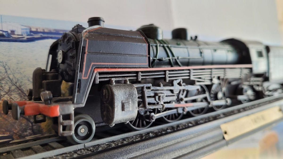 HOゲージ 蒸気機関車　スタティック（モーターなし）新品 ディスプレイレール付き HOゲージ 蒸気機関車 スタティック（モーターなし