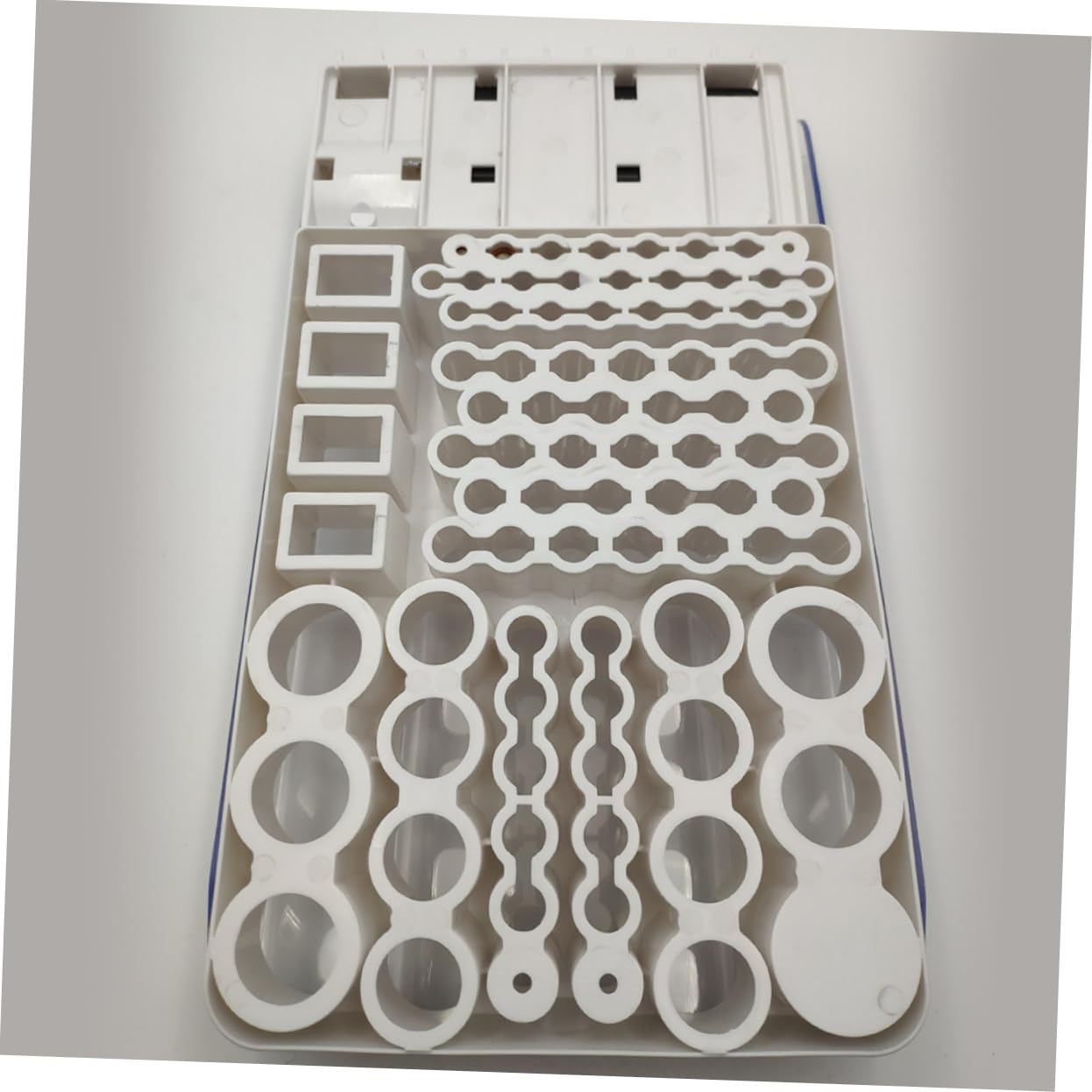 2 Pezzi Custodia Portatile per Batterie con Tester Integrato Capacità Resistente e Durevole Tester Volt Affidabile per Batterie Aa Aaa Contenitore per Conservazione e Test Rapido