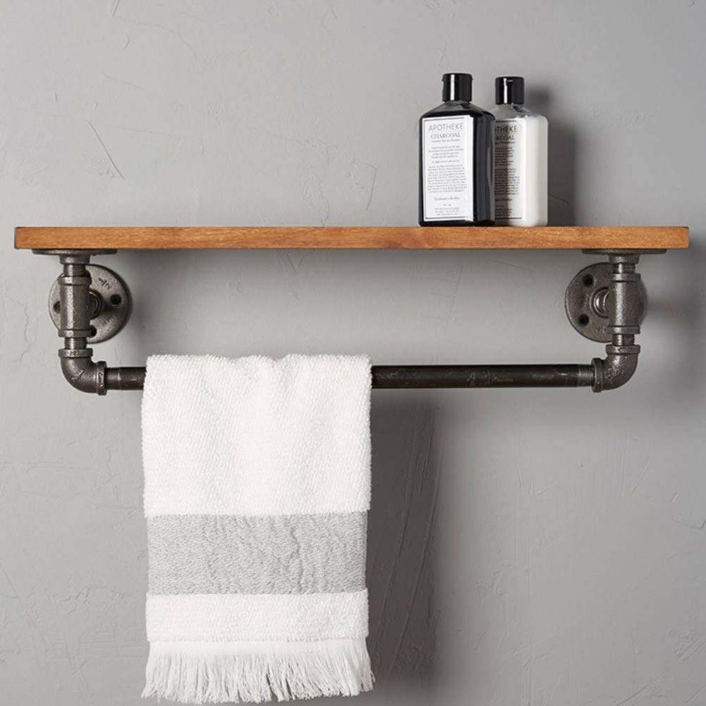 Porte-serviettes mural bois pour optimiser une petite douche
