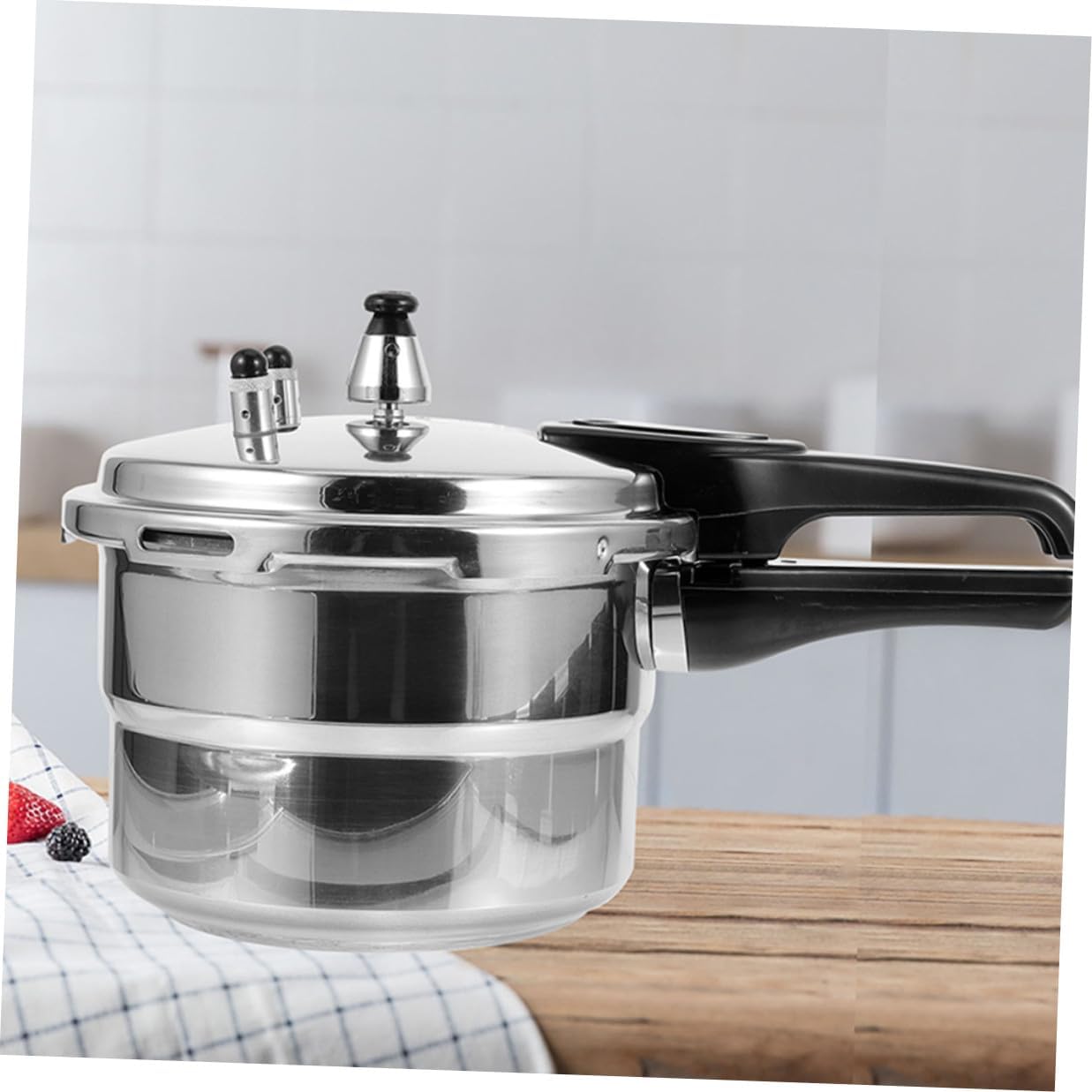 Household High Pressure Cooker Thickened Aluminum Alloy Pot with Steaming for Gas Stove and Induction Cooker Easy-clean Pressure Pot for Families and Side Dishes