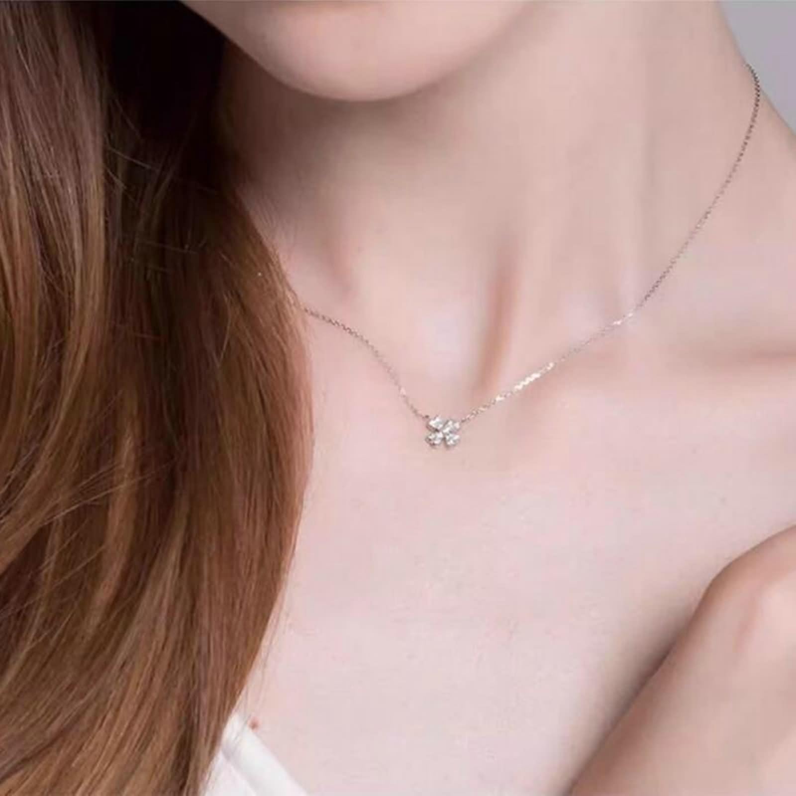 Łańcuszek przyjaźni Cool, łańcuszek z wisiorkiem damski, długi liść, 0,15 ct diament białe złoto, 45 cm