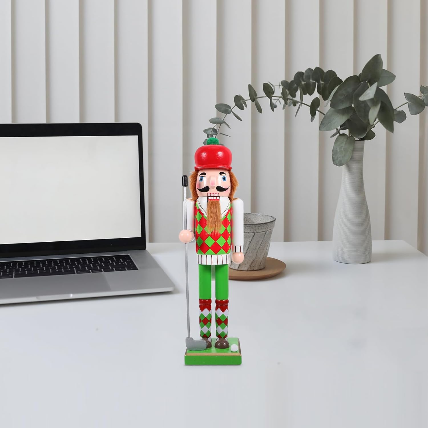 VOSAREA Golf Player Christmas Nutcracker 14.5in Wooden Funny Nutcracker Red and Green Wooden Golfer with Club and Ball Sports Xmas Decorations for Shelves and Tables