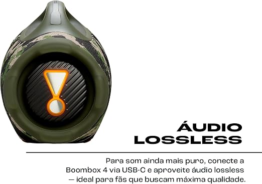 Close no alto-falante lateral da JBL Boombox 4 destacando a tecnologia de audio lossless