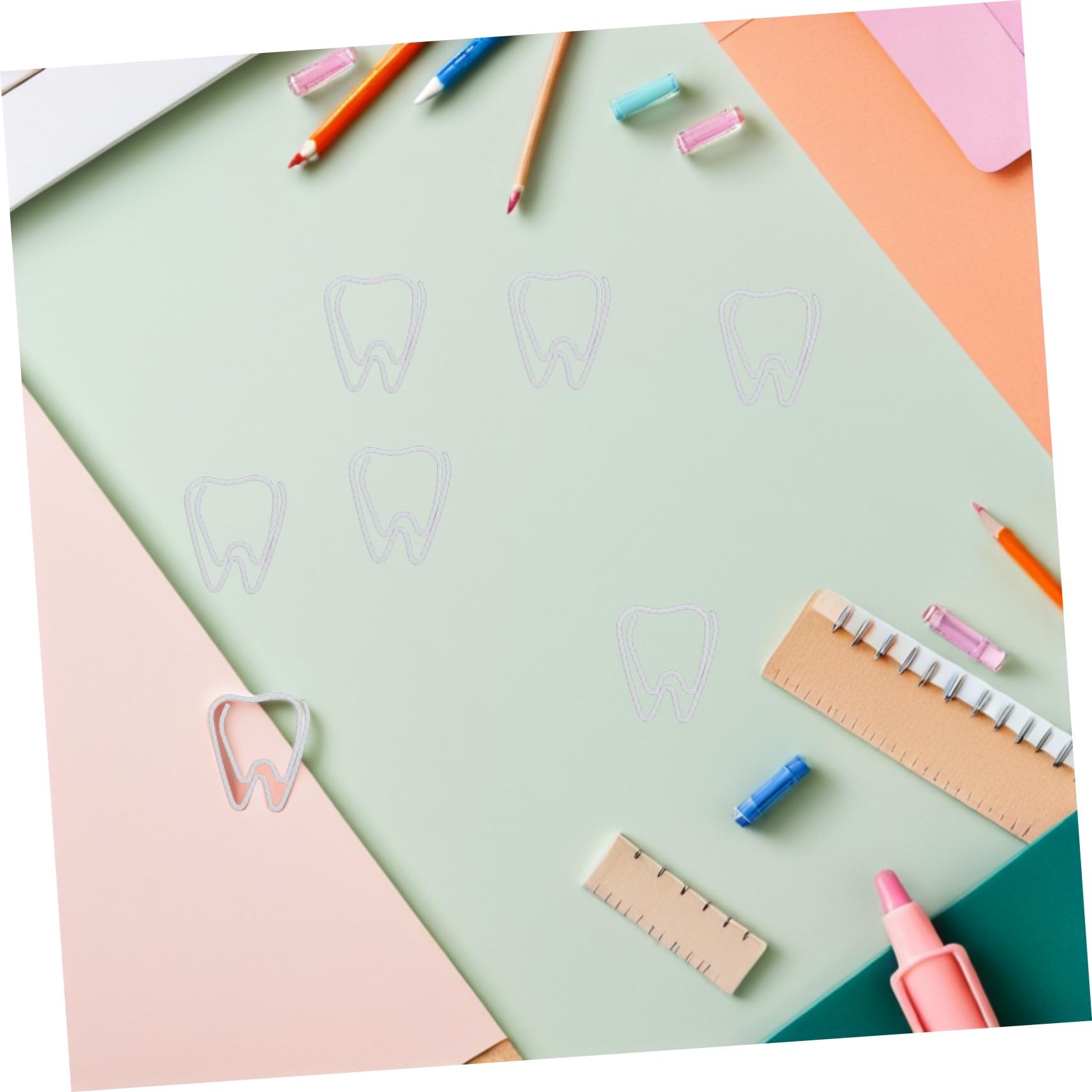 SHINEOFI 150 Piezas Clip de Papel en Color Claro Unidades Clips Metálicos Decorativos para Oficina y Útiles Escolares