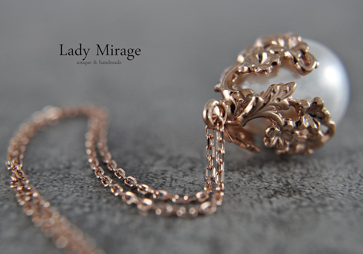 LADY MIRAGE | Perlen Schmuckset Damen | Vergissmeinnicht | Elegant | Ohrringe | Kette | Geschenkset | Schmuck | für Sie | Handmade | Geschenkbox | Roségold | Weihnachtsgeschenk | Geschenk für Sie