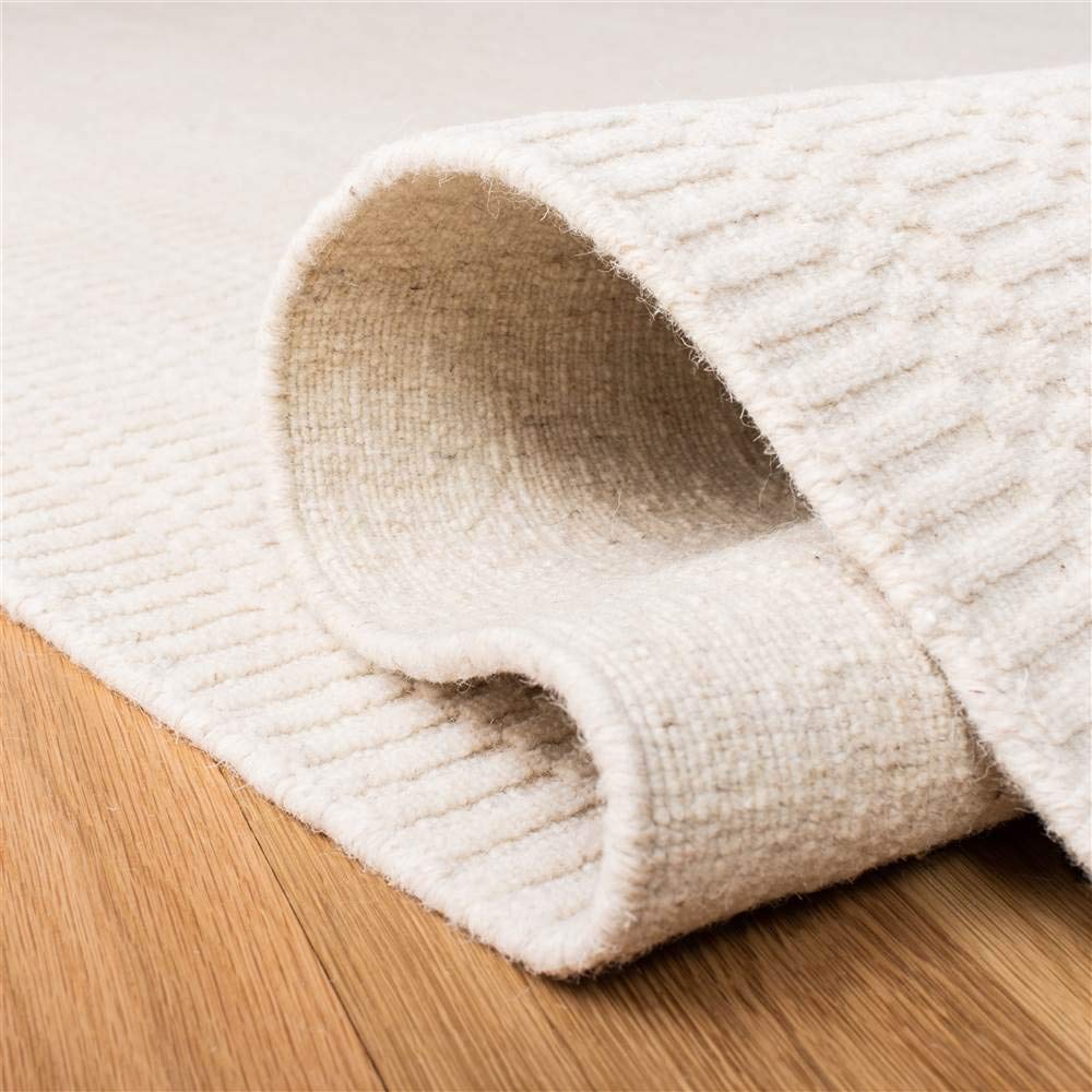 Safavieh Himalaya Collection HIM590Y Hand-Loomed Wool Area Rug, 8' x 10