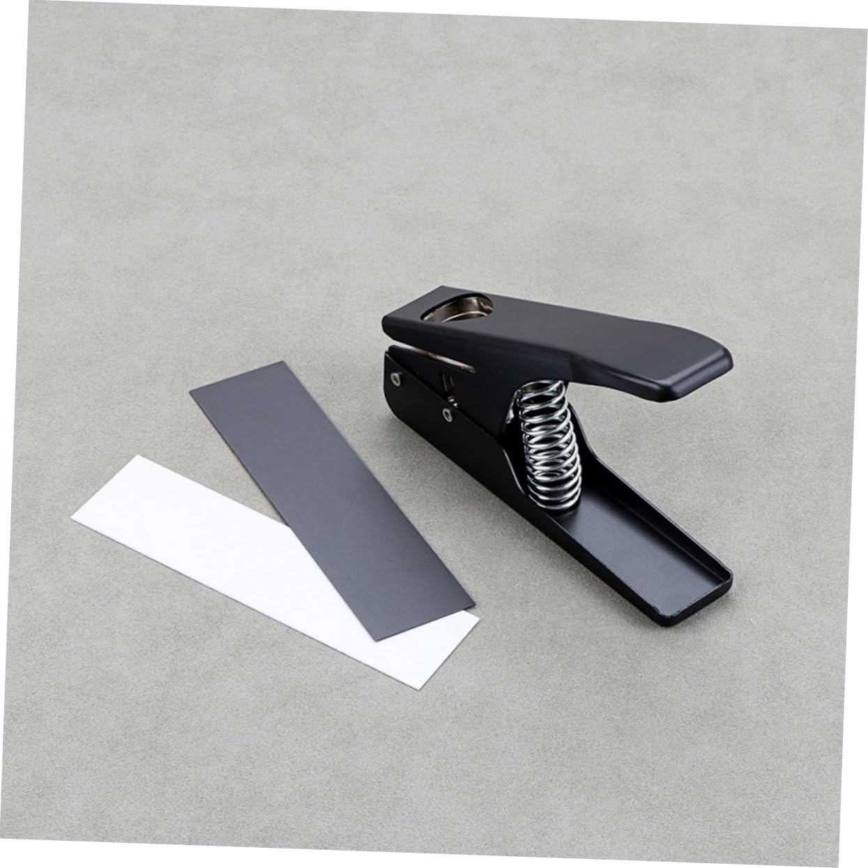 YARNOW Plettratrice per Chitarra Strumento per Fabbricazione di Plettri Posizionamento Preciso Design Portatile e Facile da Usare per Chitarristi e Appassionati di Musica