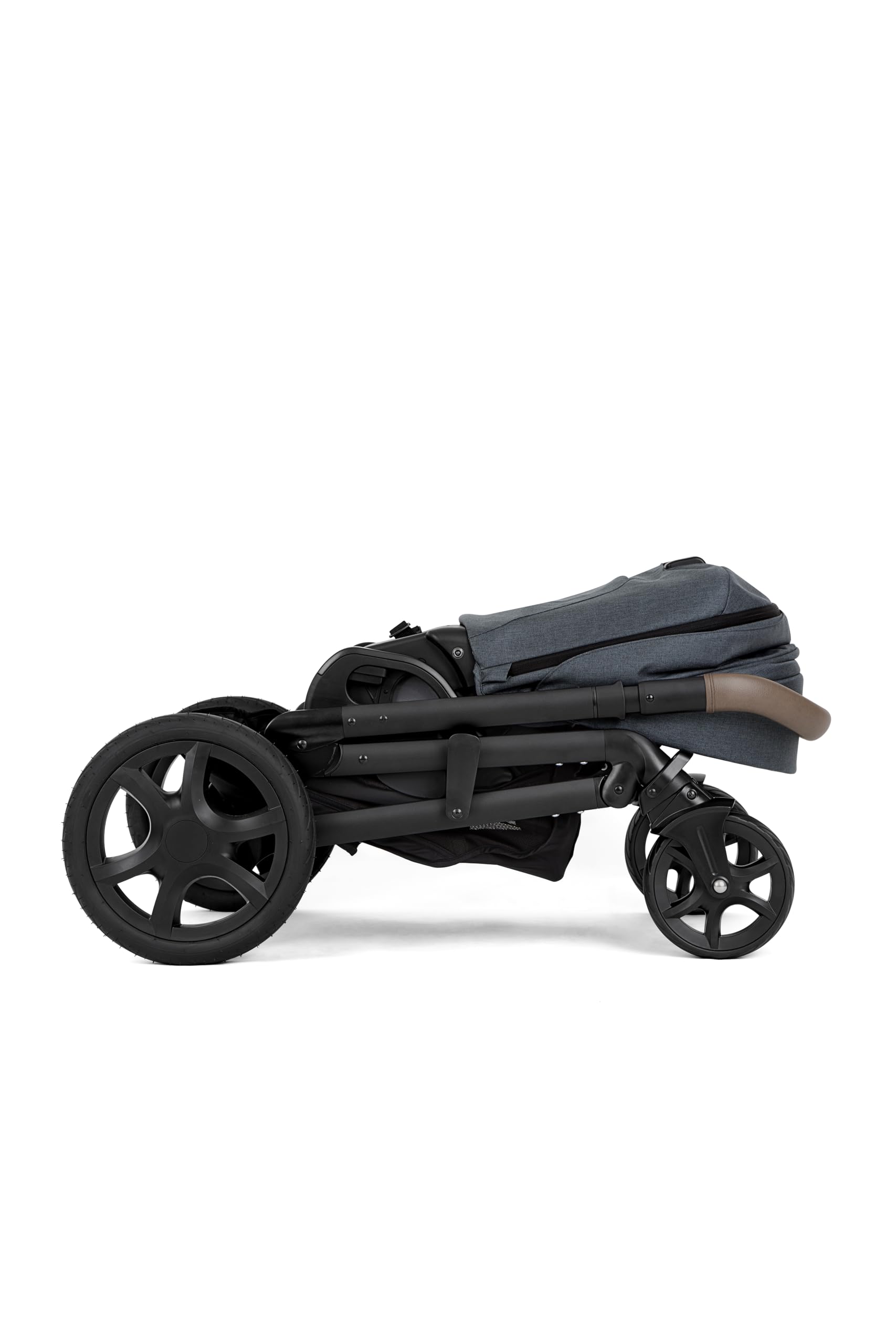 Joie chrome™ dlx trio sistema da viaggio – chiusura assistita, seduta fronte genitore/fronte mondo, parapioggia, navicella chrome™ e seggiolino i-Snug™ 2 inclusi