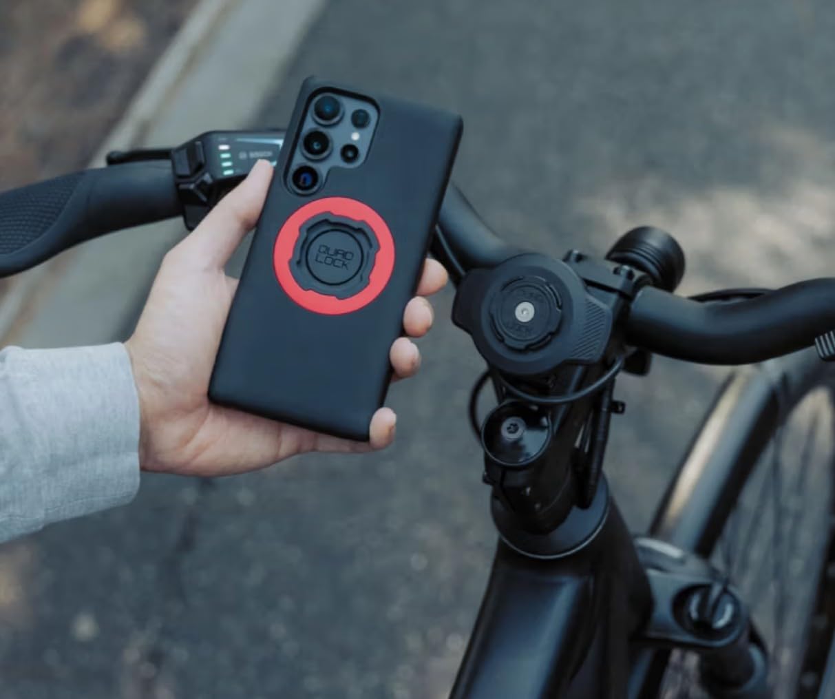 Amazon.com: Quad Lock USB Waterproof Wireless Charging Head for