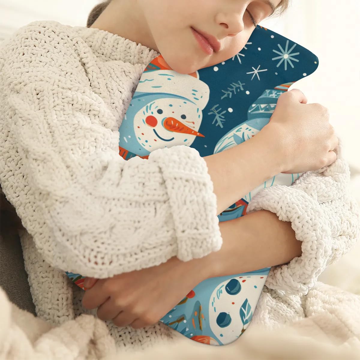 Hot Water Bottle with Soft Cover,2L Christmas Snowman Hot Water Bag for Hot and Cold Compress, Hand Feet Warmer, Watercolor Snowman Rubber Hot or Cold Water Bottle Halloween Christmas Decorations