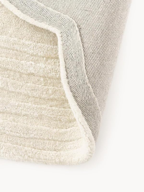 Image of Hand Tufted Modern Design Exported Collection High Low Pattern Wool Carpet for Living Room, Bedroom & Hall (Half White, 7 x 10 Feet)