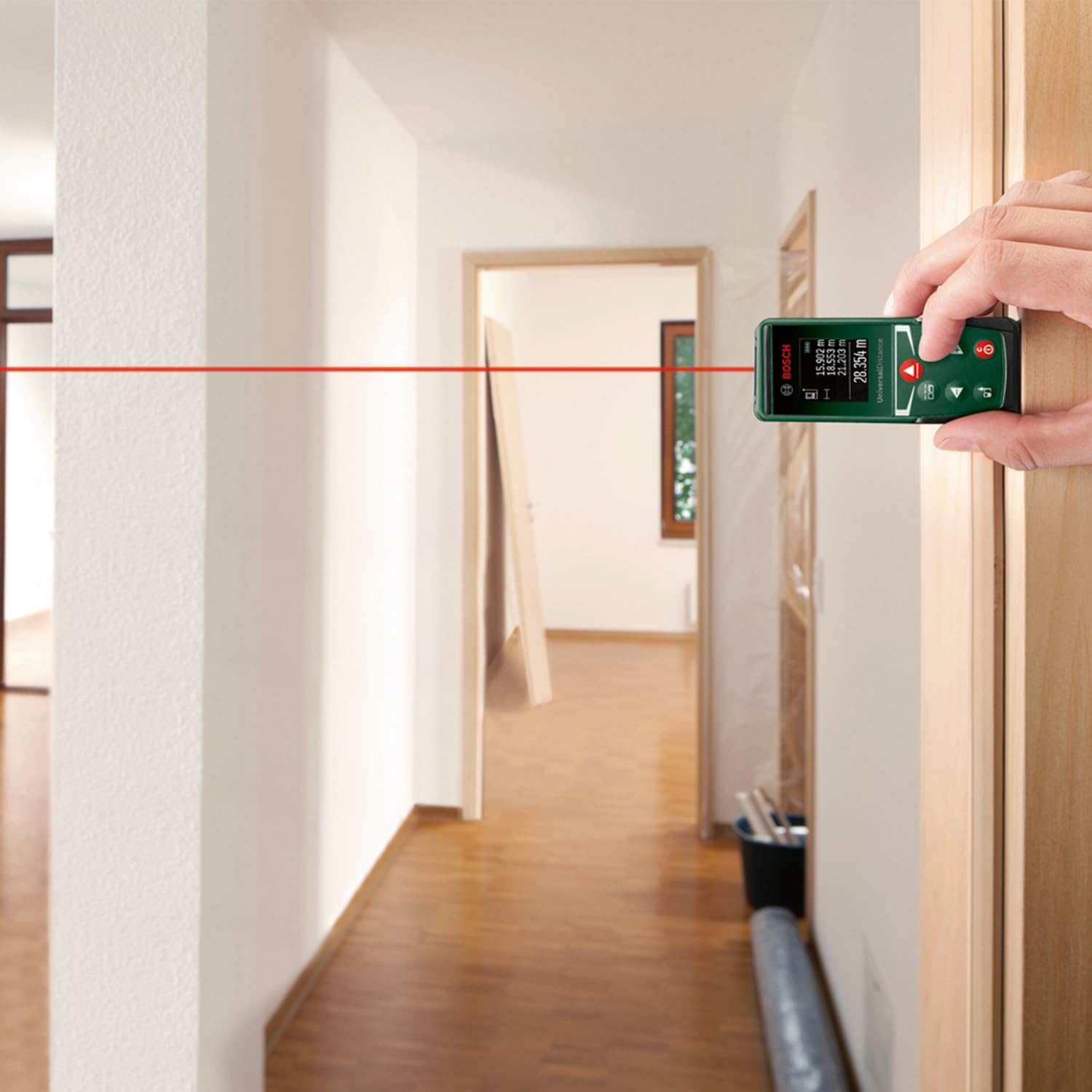 Bosch télémètre laser UniversalDistance 30 (mesures précises jusqu’à 30 m, fonctions de mesure, fonction mémoire, dans boîte carton)