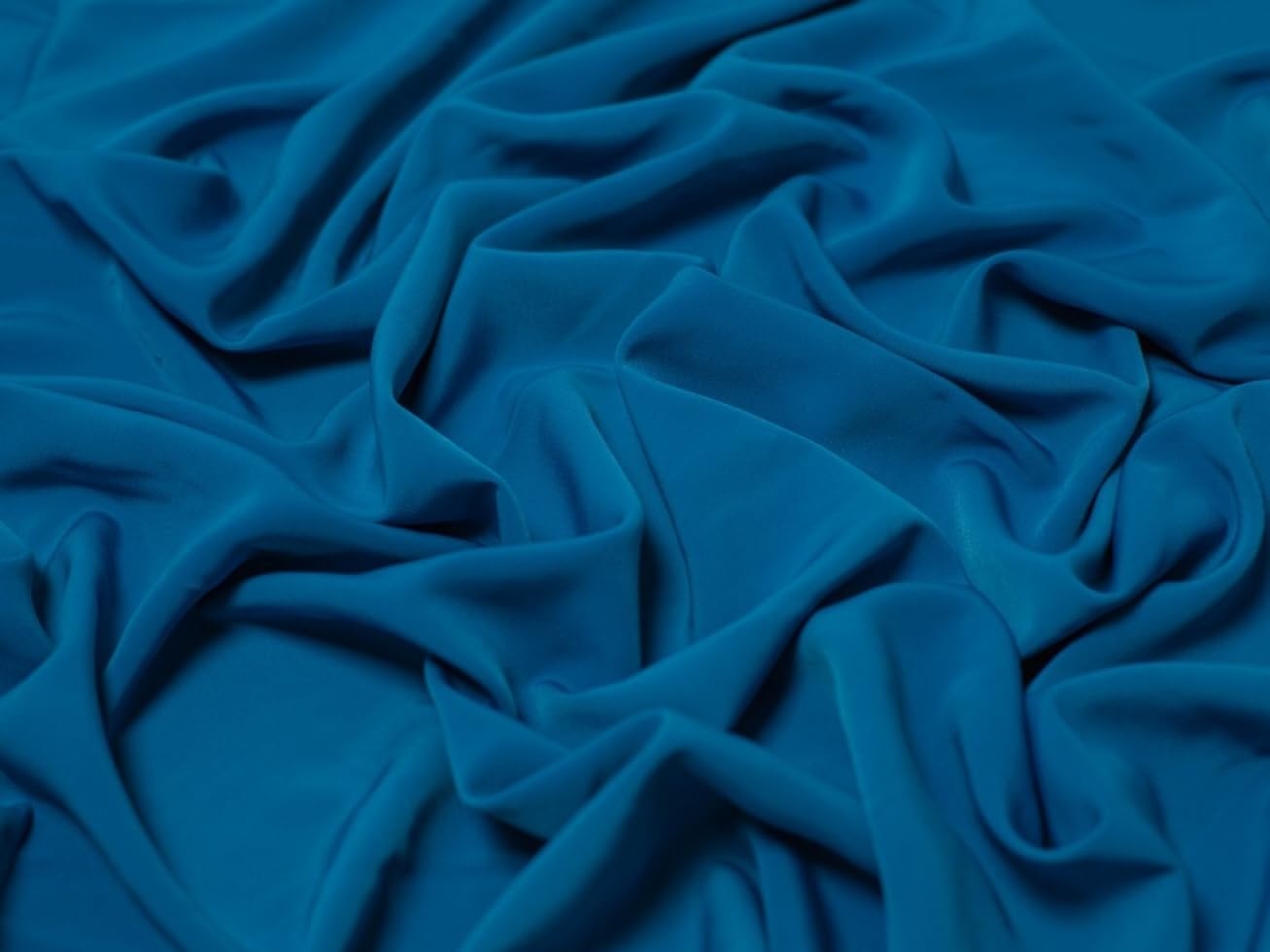 Minerva Peacock Core Range Luxury Smooth Crepe Fabric - Mediumweight & Suitable For Dressmaking - Approx Width: 148Cm / 59" - Sold Per Metre