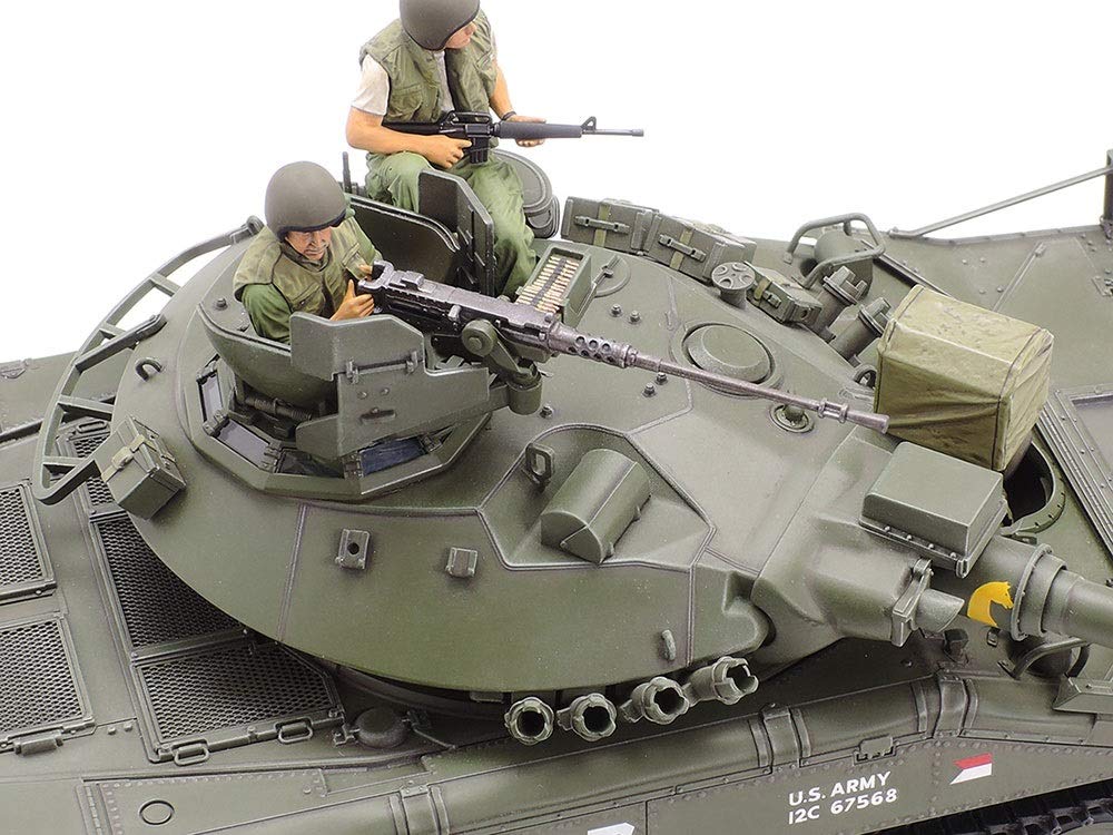 Amazon | タミヤ 1/35 スケール限定 アメリカ空挺戦車 M551 シェリダン