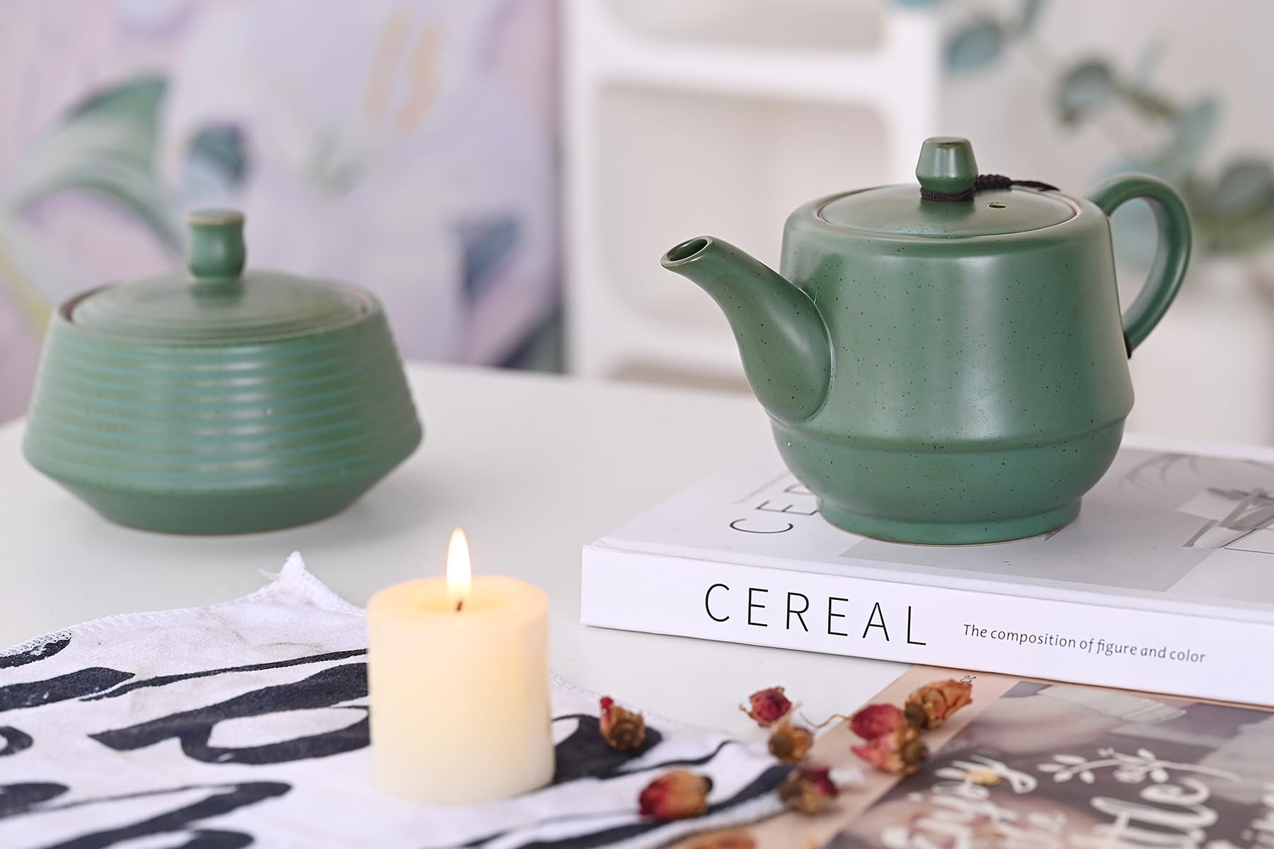 Théière en Céramique de Style Rural avec Infuseur en Acier Inoxydable 450 ml - Théière en Porcelaine pour Thé en Fleurs et Thé en Vrac (Vert)