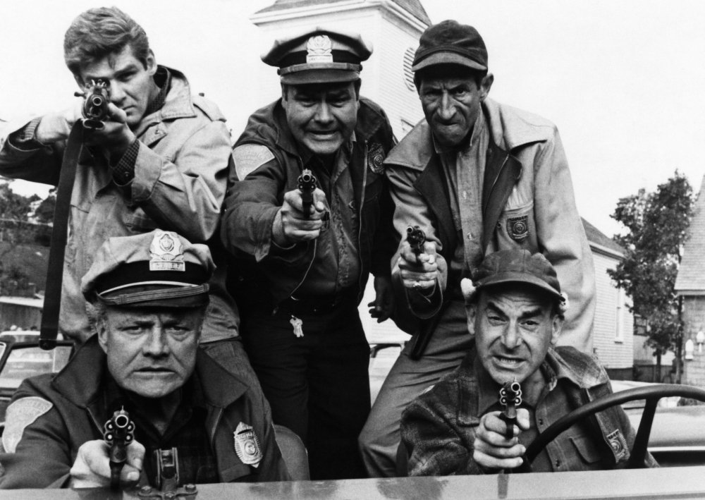 The Russians Are Coming The Russians Are Coming Front From Left Brian Keith Cliff Norton Rear From Left Richard Schaal Jonathan Winters Guy Raymond 1966 Photo Print (28 x 22)