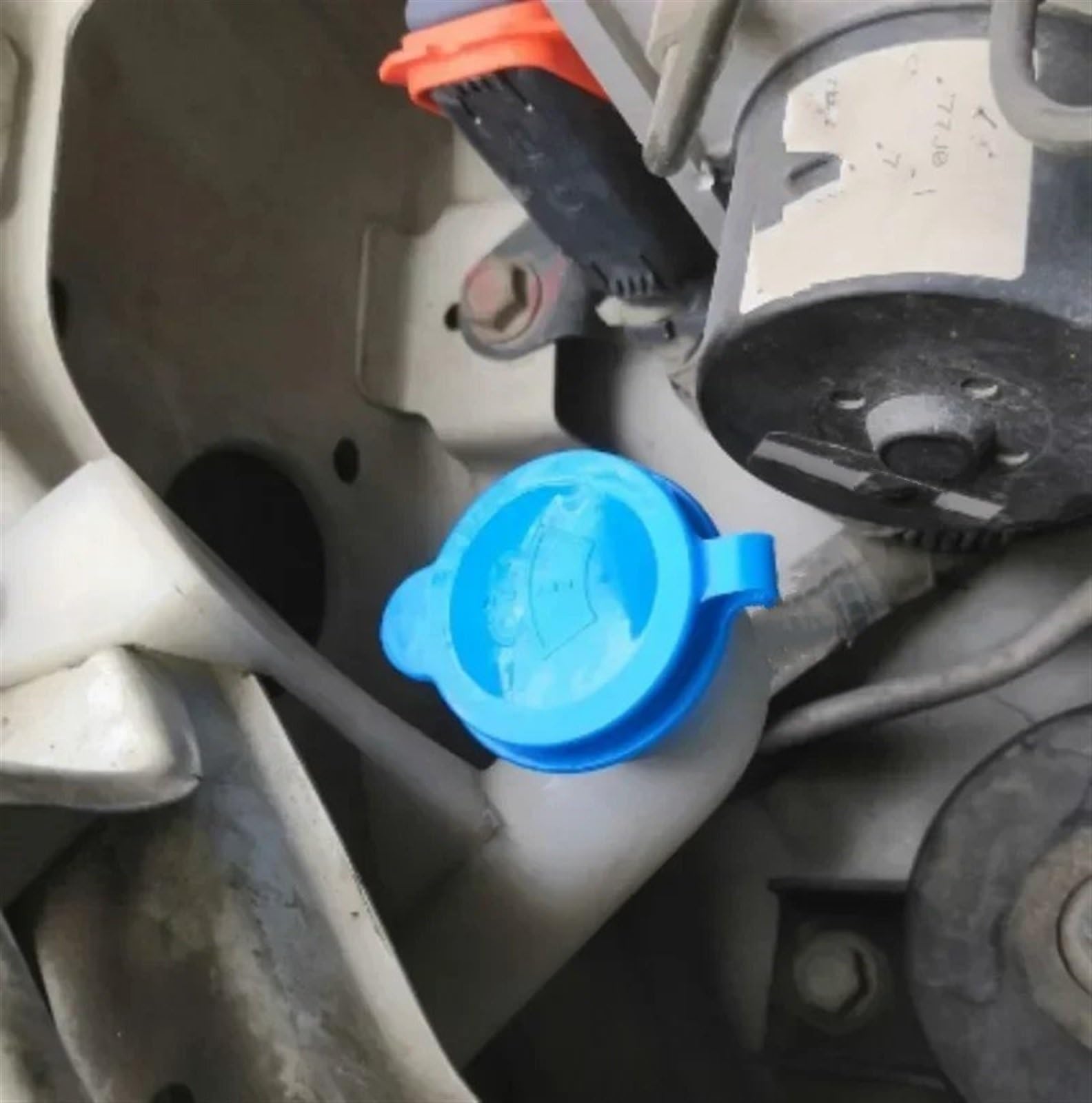 Pokrywa do zbiornika płynu do mycia szyb Peugeot 307 i 408