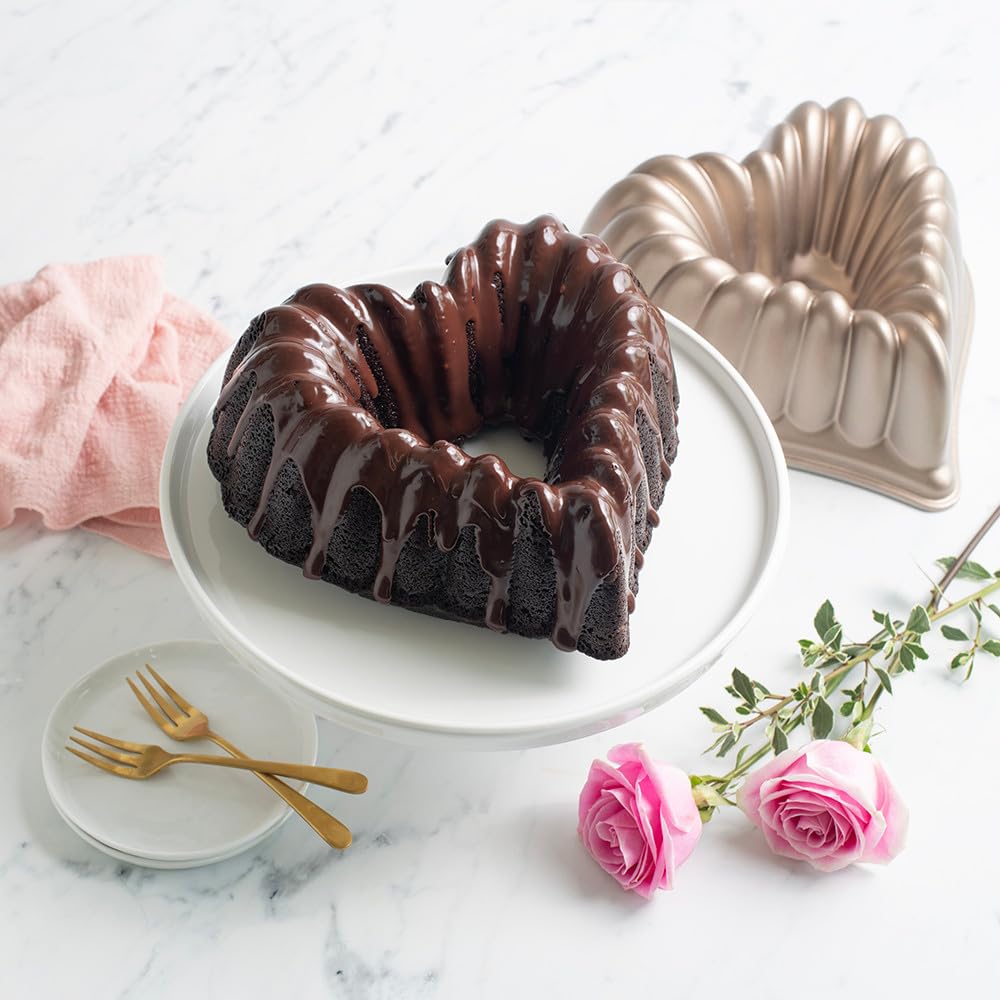Nordic Ware 55548 de Aluminio Fundido Corazón Elegante Bundt Pan [Cocina] (japón importación)