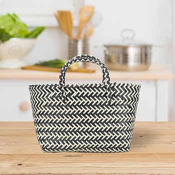 チェック柄 プラスチック製かごバッグ　woven WOVEN チェック柄 かごバッグ ベトナムプラかごバッグ Mサイズ