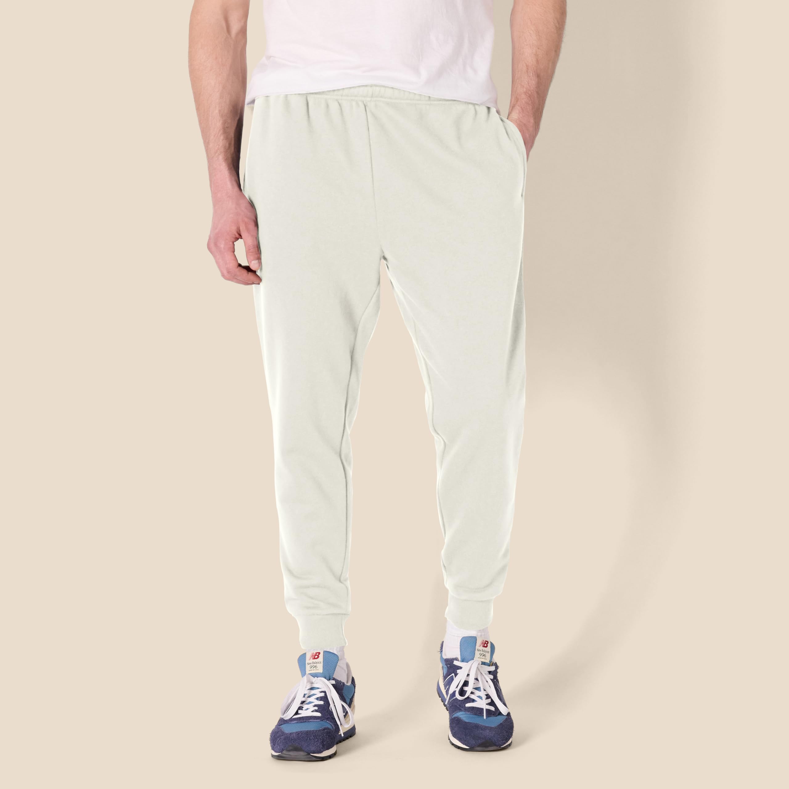 Amazon Essentials Pantalones Deportivos de Forro Polar y Corte Holgado Hombre — view 6