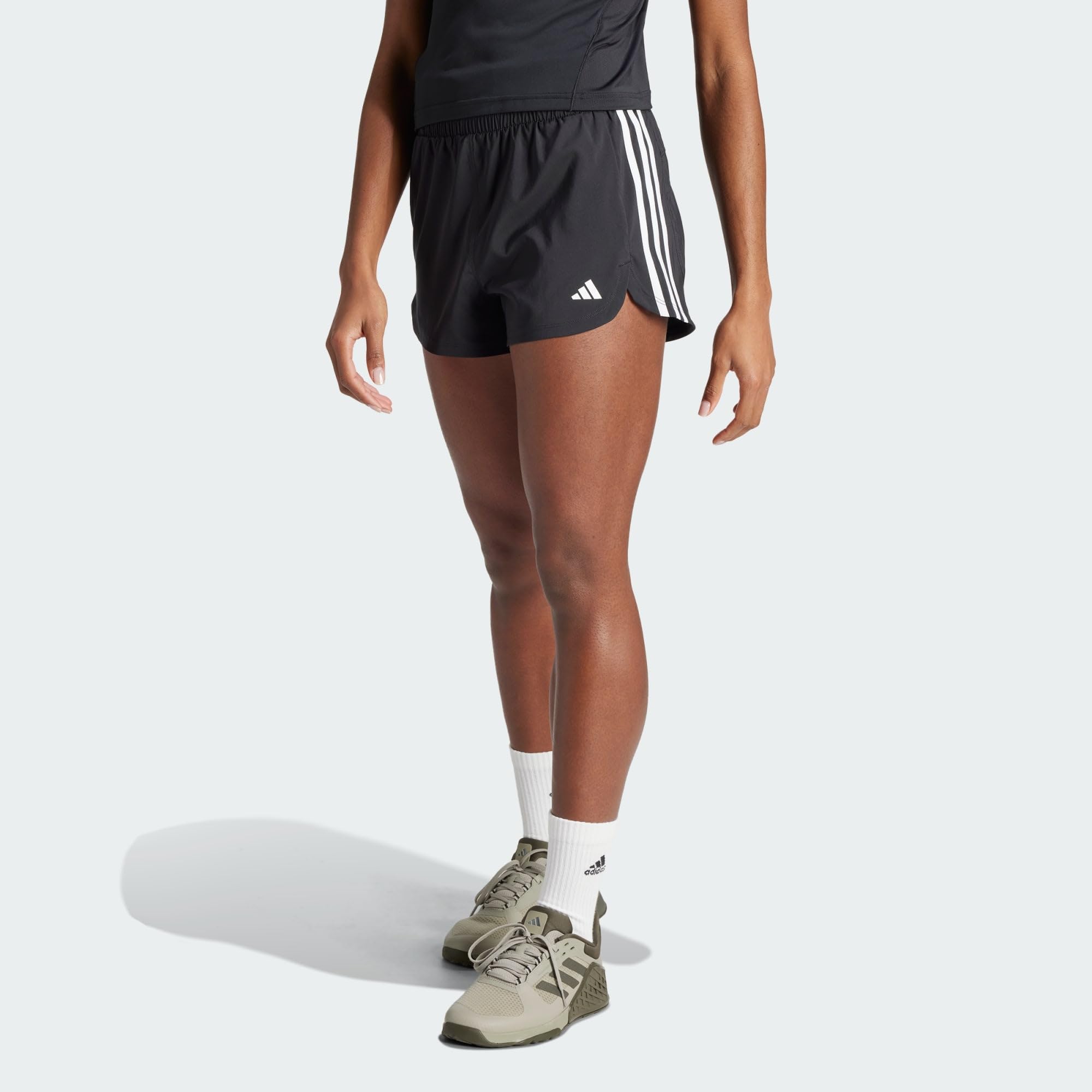adidas Damen Pacer Training 3-Stripes Woven High-Rise Shorts, Black/White, S 5 inch
