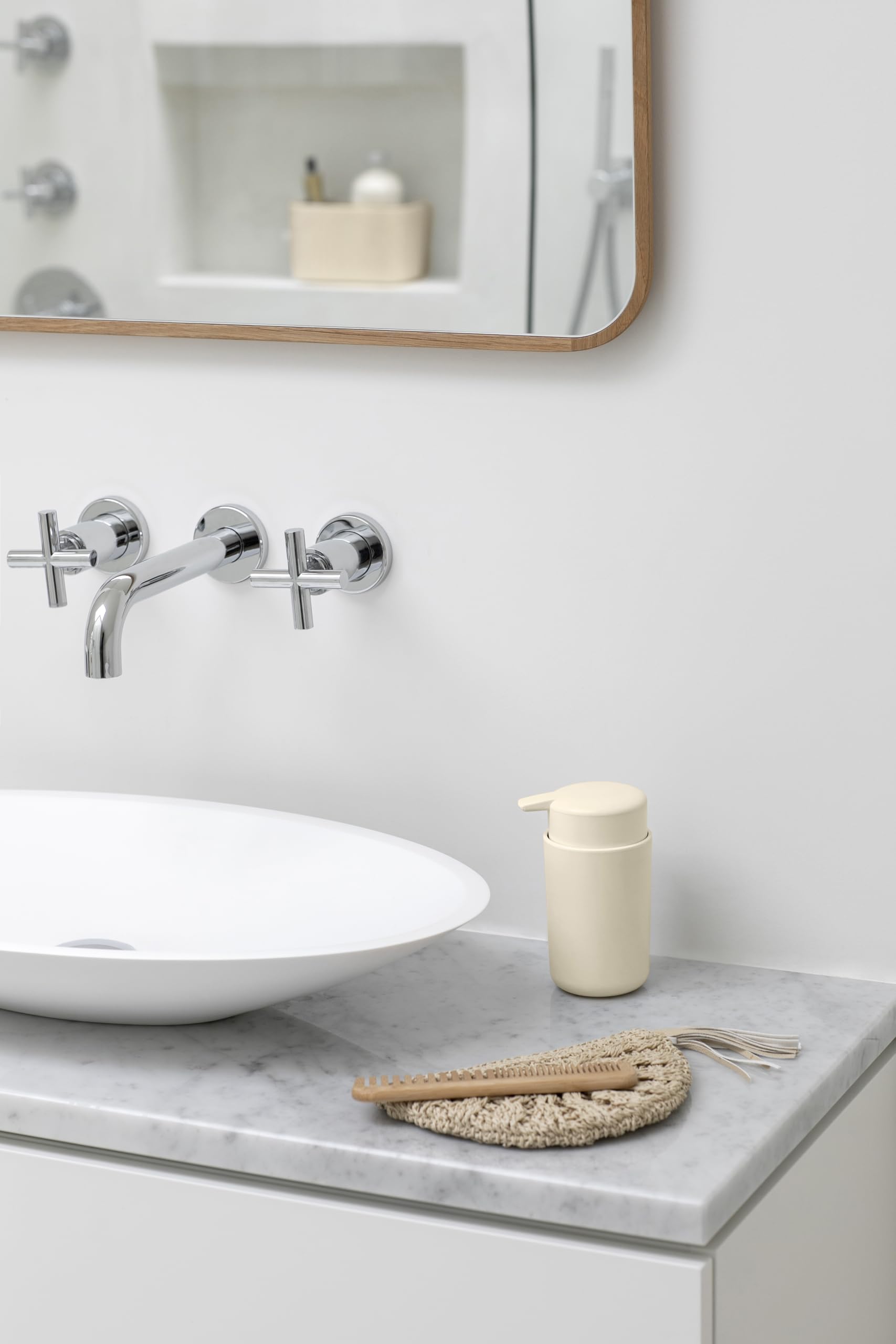 Brabantia - ReNew Dozownik Mydła w Płynie 250 ml - Mechanizm Niekapiącej Pompki - Łatwe Uzupełnianie - Zdejmowany Uchwyt - Antykorozyjny - Stylowe Akcesorie Łazienkowe - Soft Beige