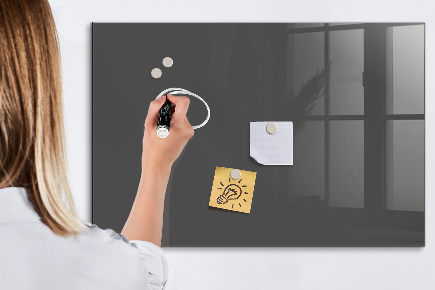 Elegante Glas-Magnettafel magnetisch | Set mit 5 Neodym-Magneten, Marker & Schwamm | Schreibbar, abwischbar & dekorativ | Für Küche, Büro, Homeoffice- 90x60 - Grau