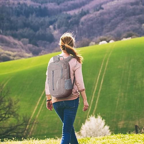 Miniatura 7 de ZOMAKE Mochila pequeña de senderismo, mochila ligera de viaje de 25 litros, mochila plegable para mujeres y hombres, gris (lightgrey), S, Mochilas