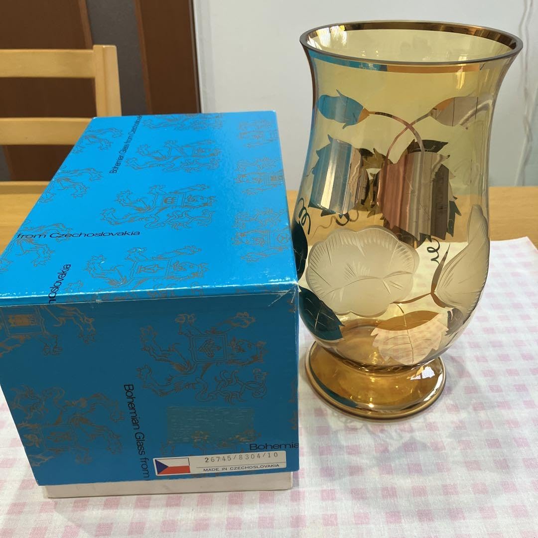 Amazon.co.jp: ボヘミアクリスタル(カリグラス)の花瓶です : Home