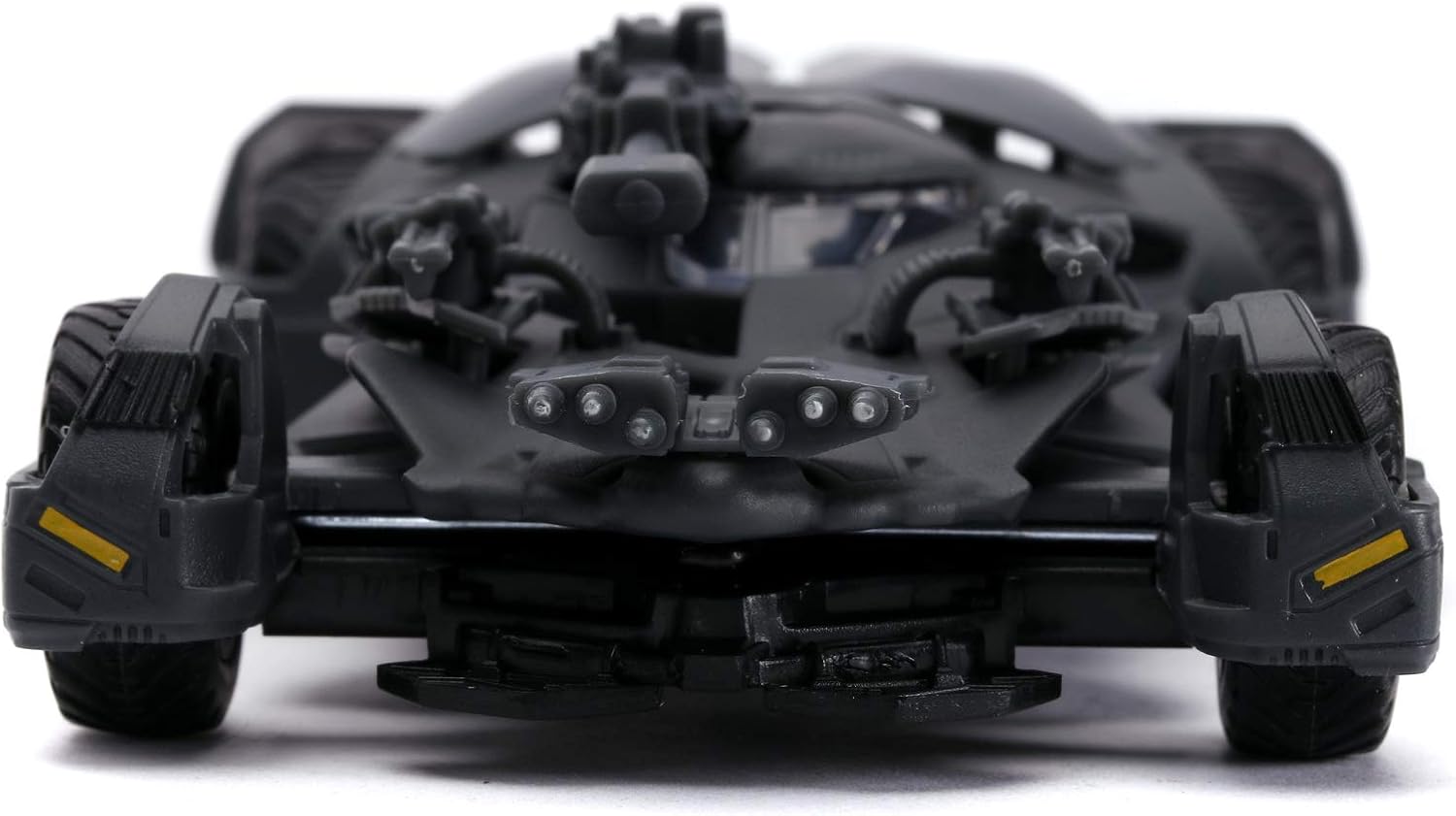 Jada Toys Batman 1:32 Justice League Batmobile with Figure - Image 4