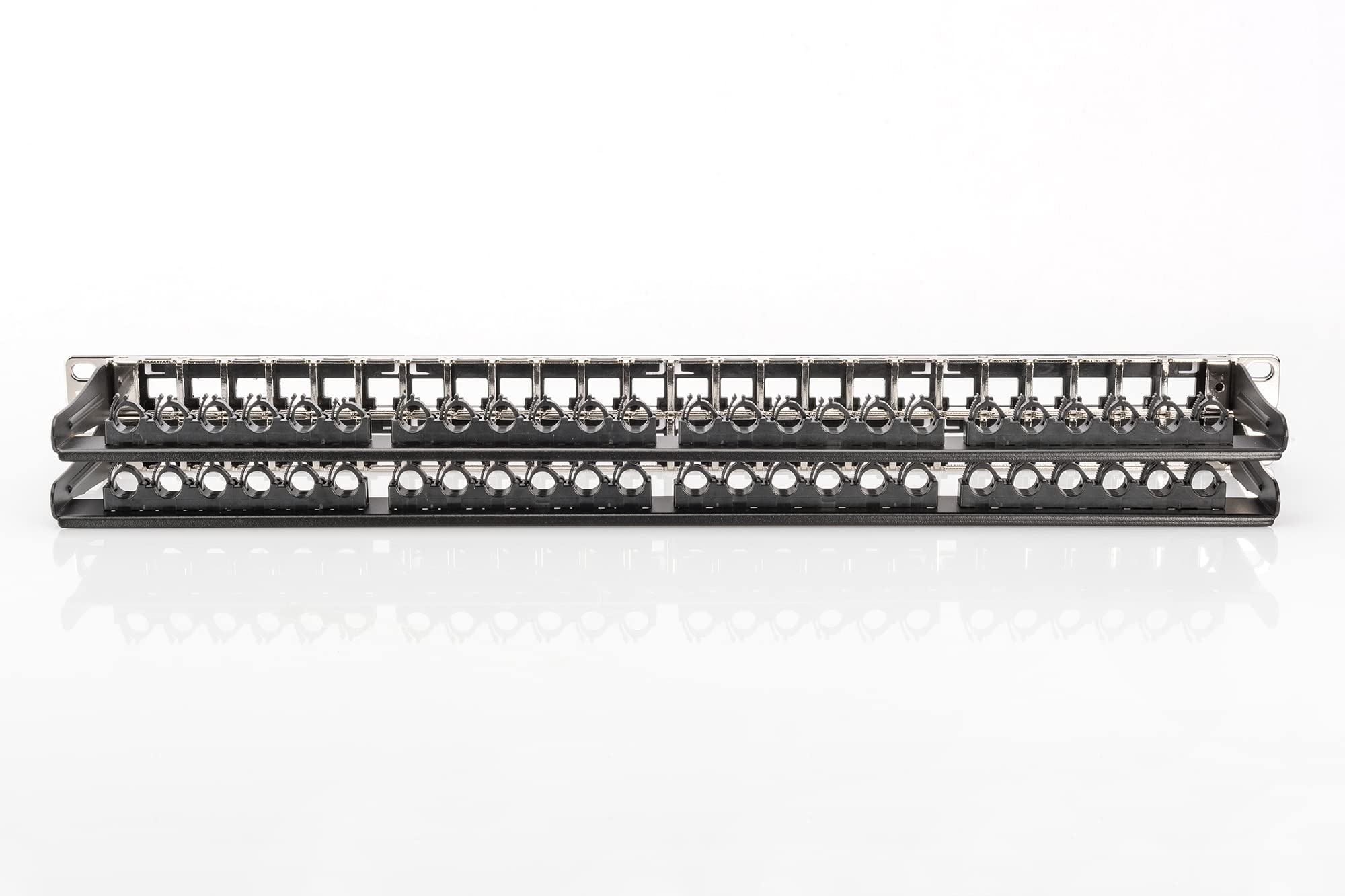 DIGITUS Set: Panneau de Brassage - modulaire - 19 Pouces - 48 Ports - blindé - Montage en Rack 1U - Noir - avec 48x Module Keystone Cat6A