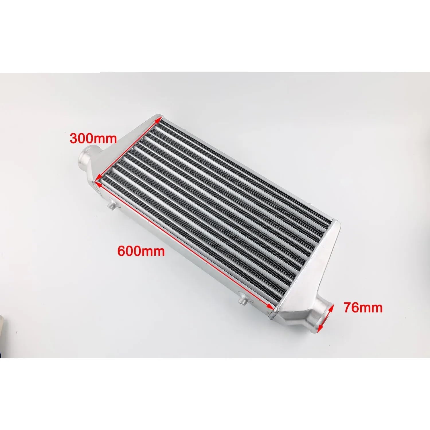 Chłodnica powietrze-powietrze Uniwersalny intercooler Turbo montowany z przodu (kierownica i płyta) – 600x300x100mm, 76mm OD