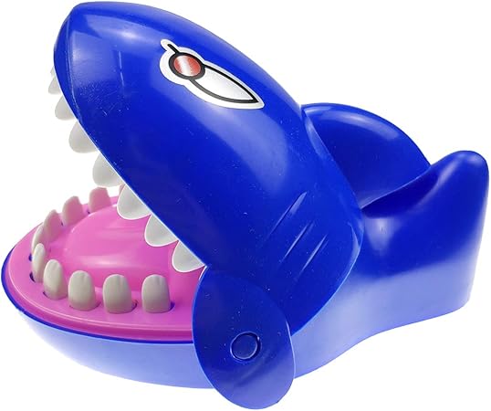 Amazon Taktzeit 指を噛むゲーム 面白いおもちゃ 反応能力おもちゃ 親子用おもちゃ 標準 鮫 S 屋内遊具 おもちゃ
