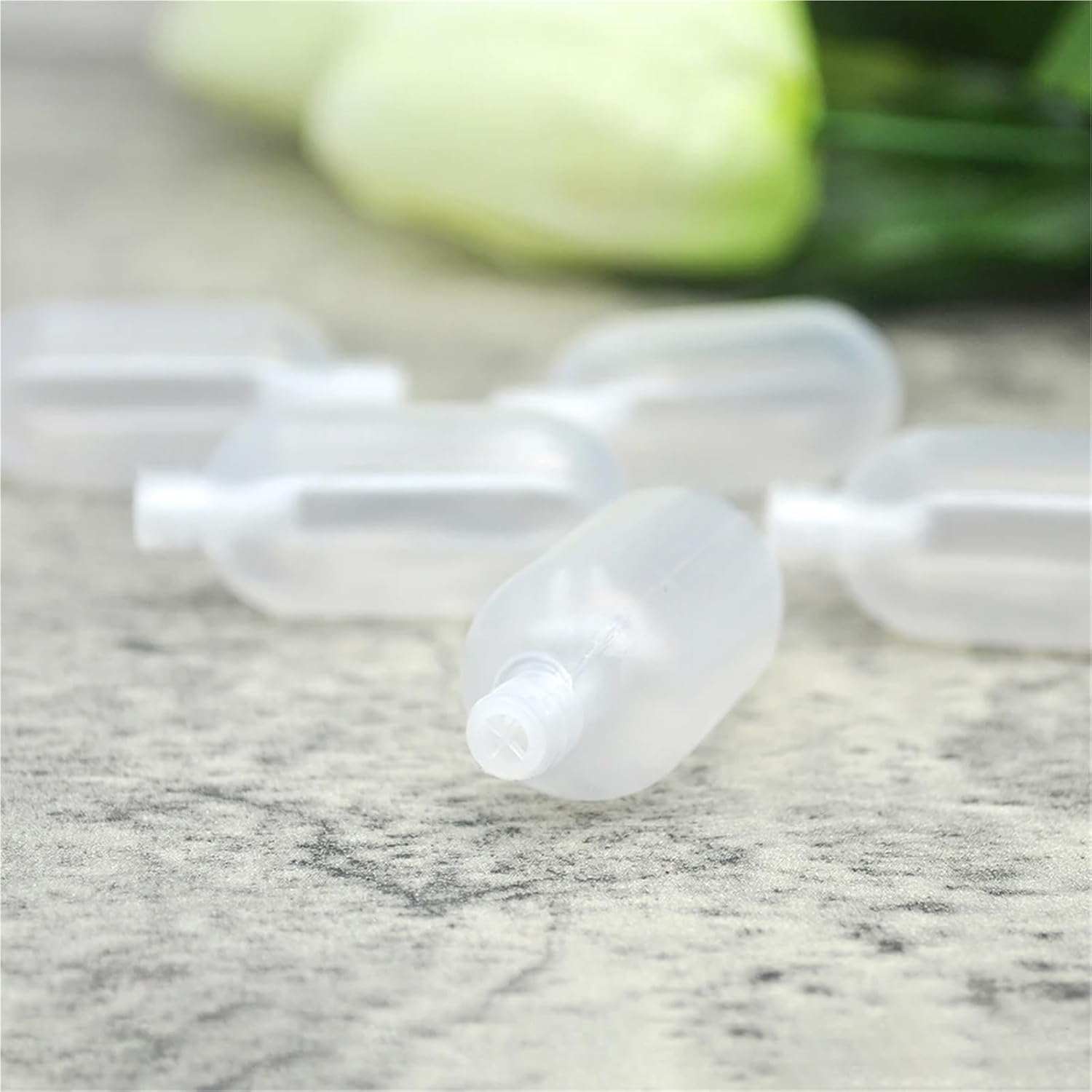 Versatile 50Pcs Squeakers Repair Parts Pet Puppy Noise Generator Plug-in Cylindrical Replacement 20 * 40mm Plastic