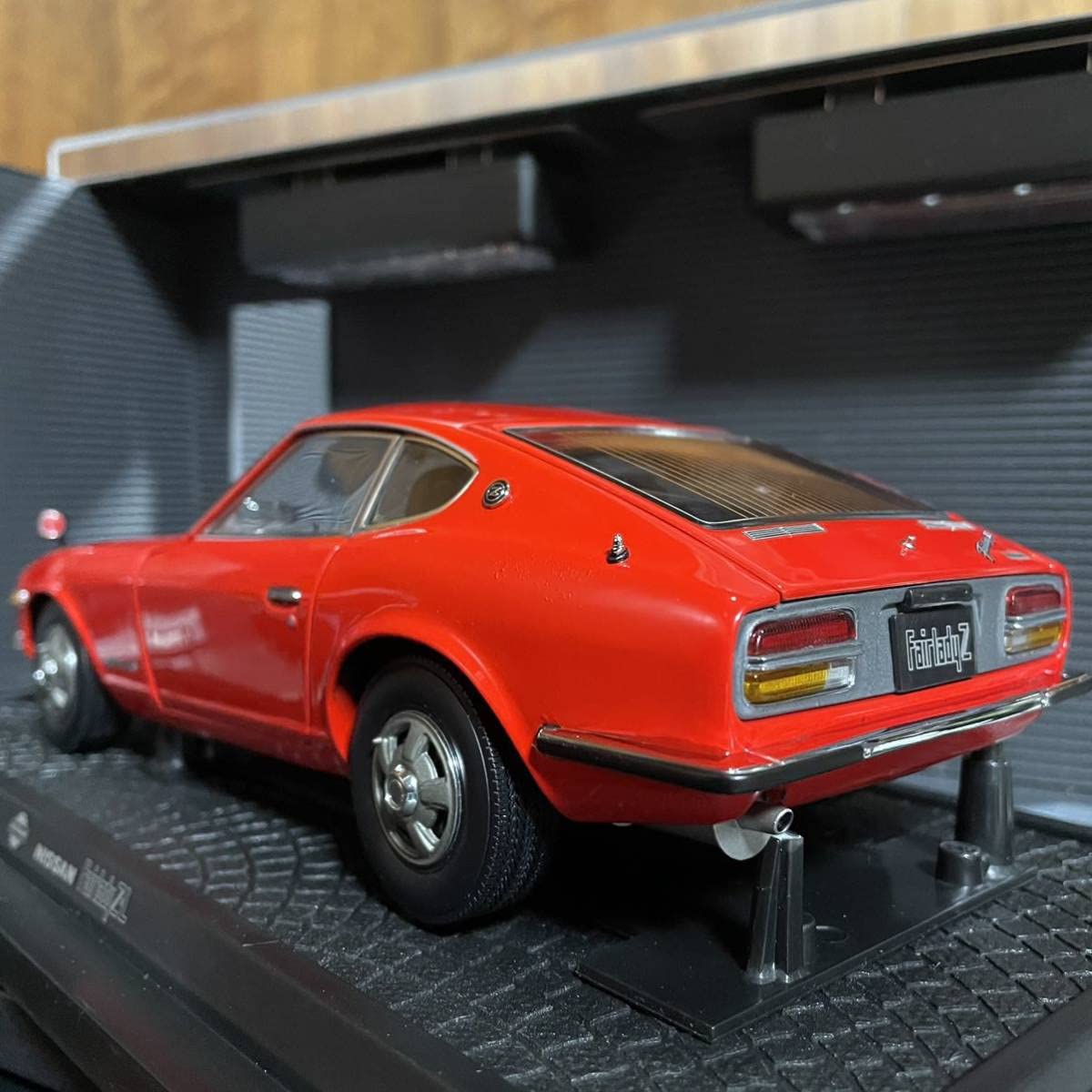 Amazon.co.jp: 京商 1/18 日産 フェアレディ Z-L レッド : 車