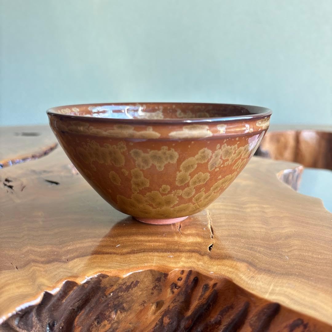 Amazon.co.jp: 泉窯 蔵山作 金結晶 天目茶碗 抹茶碗 茶道具 共箱42