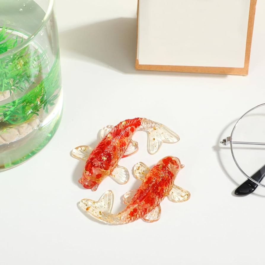 Amazon.co.jp: Toyvian 金魚 置物 2体セット 錦鯉 ガラス細工 水晶