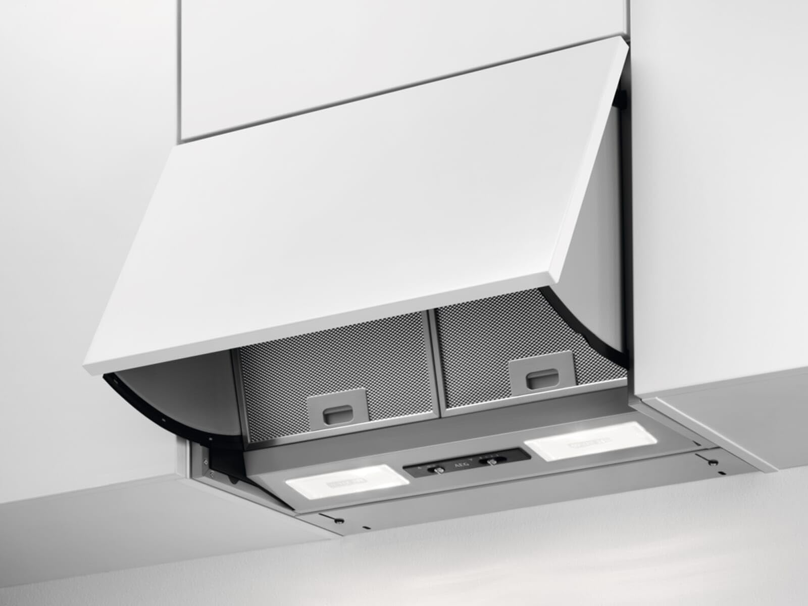 AEG DEB2531S Hotte Intégrée/Conduit ou Recirculation / 56cm / Gris / 266 m³/h max. 62-67 dB(A) / D/Interrupteur coulissant/Gris