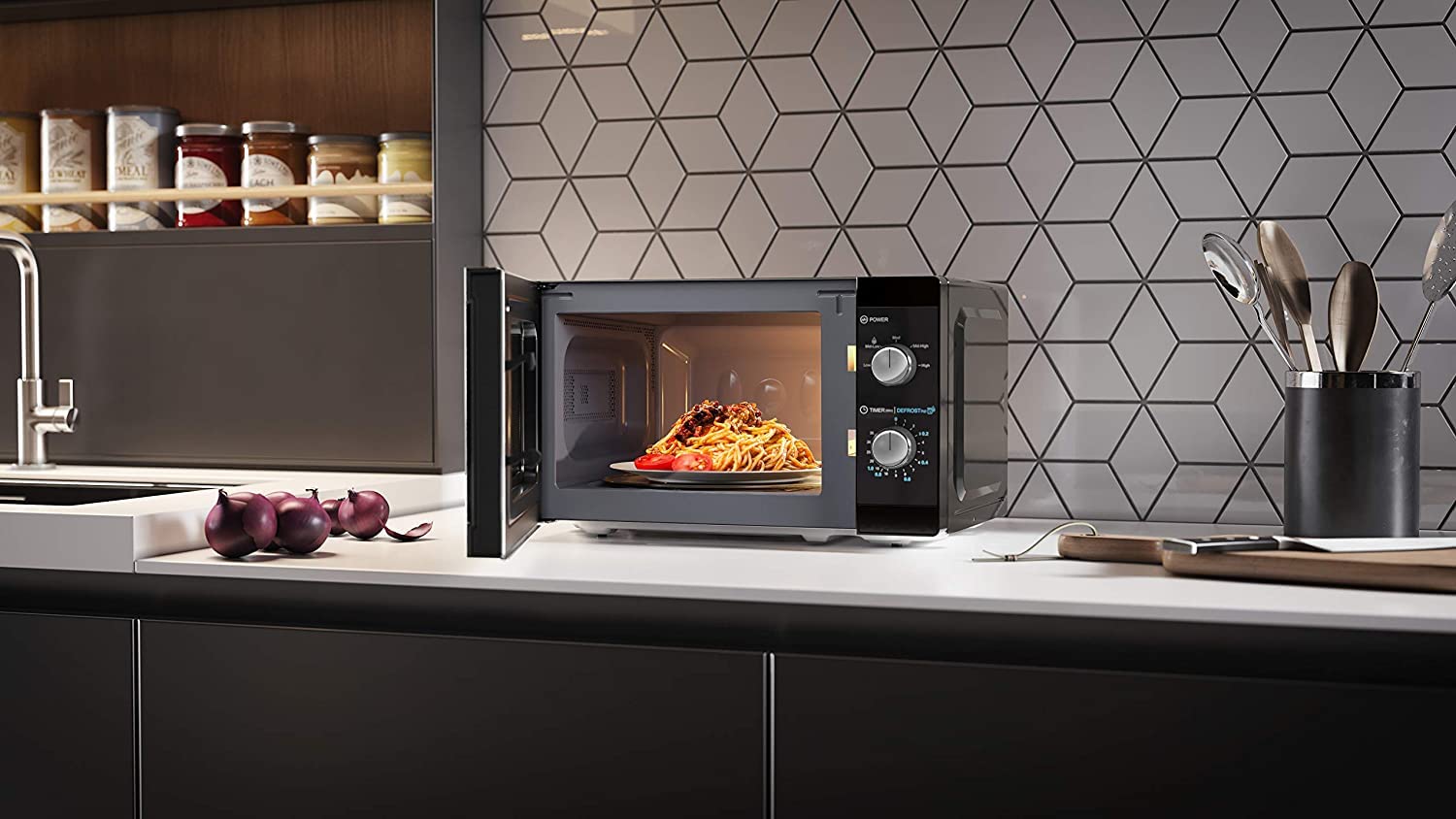 SHARP MS01E Mikrowelle (Mikrowelle: 800W, 5 Leistungsstufen, Auftaufunktion, Abmessungen: 440x258x344cm), schwarz
