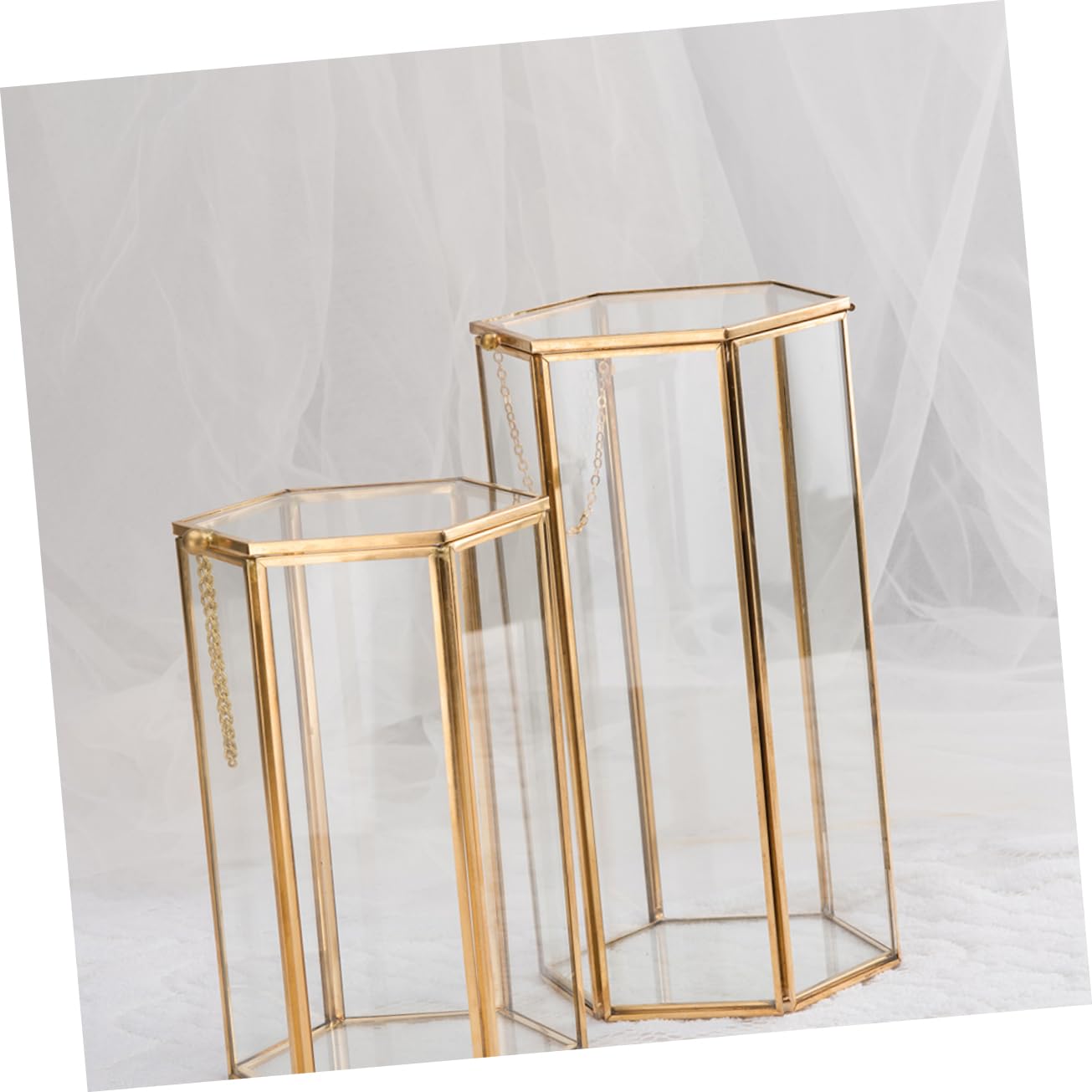 Mikinona Retro Hexagonal Makeup Brush Holder z Przezroczystego Szkła i Mosiądzu Przechowywanie Akcesoriów Kosmetycznych Organizer Do Makijażu z Pokrywą
