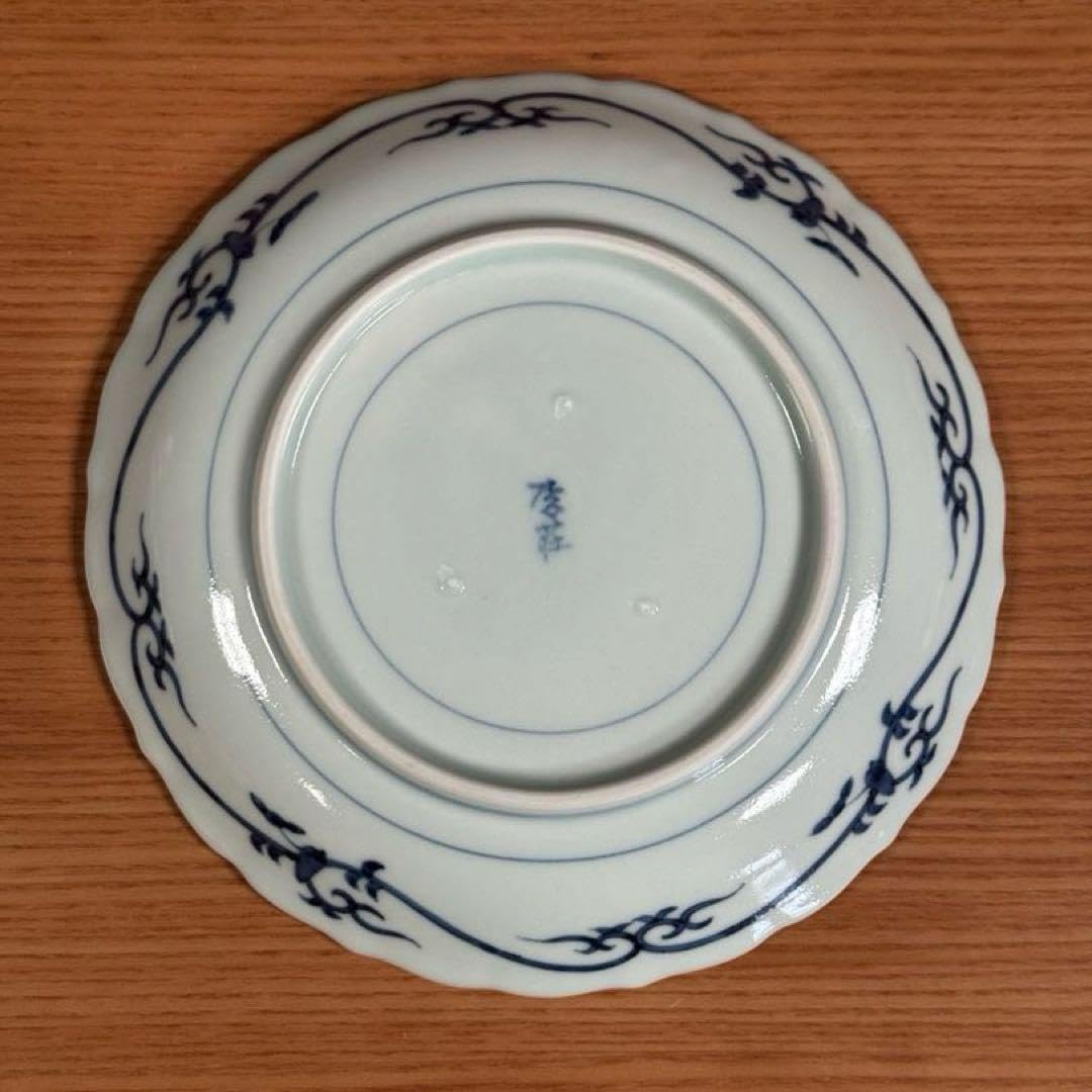 有田焼 李荘窯 染付花唐草文 輪花皿 有田焼 李荘窯
