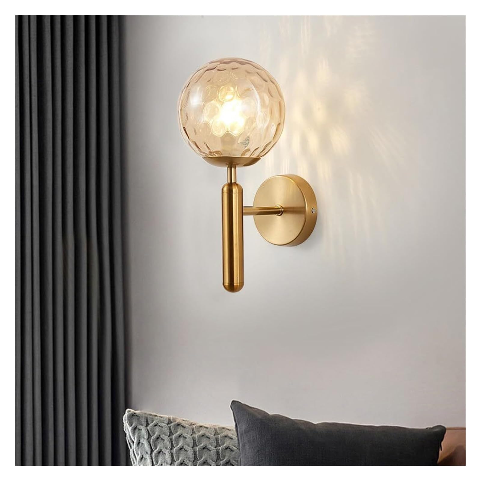 SXSCARKX Modern 1-Light Wall Sconces Gold Light Fixture with Streak Amber Glass Globe Lampshade Iron Armed Sconce Minimalist Design Lamp for Bedroom Living Room E27(Gold,Water Amber)