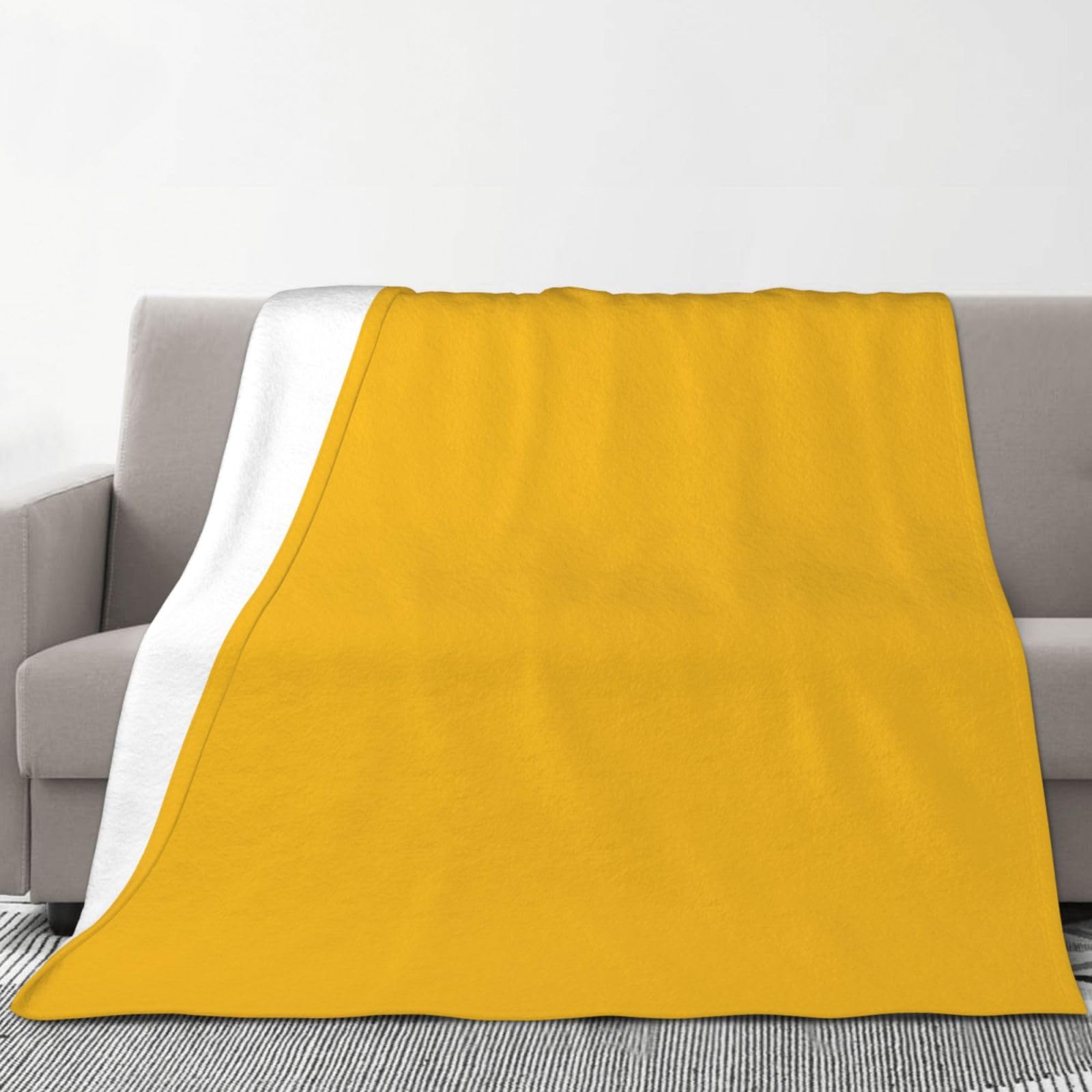 Couverture de Pâques jaune ambre pour une décoration de salon printanière