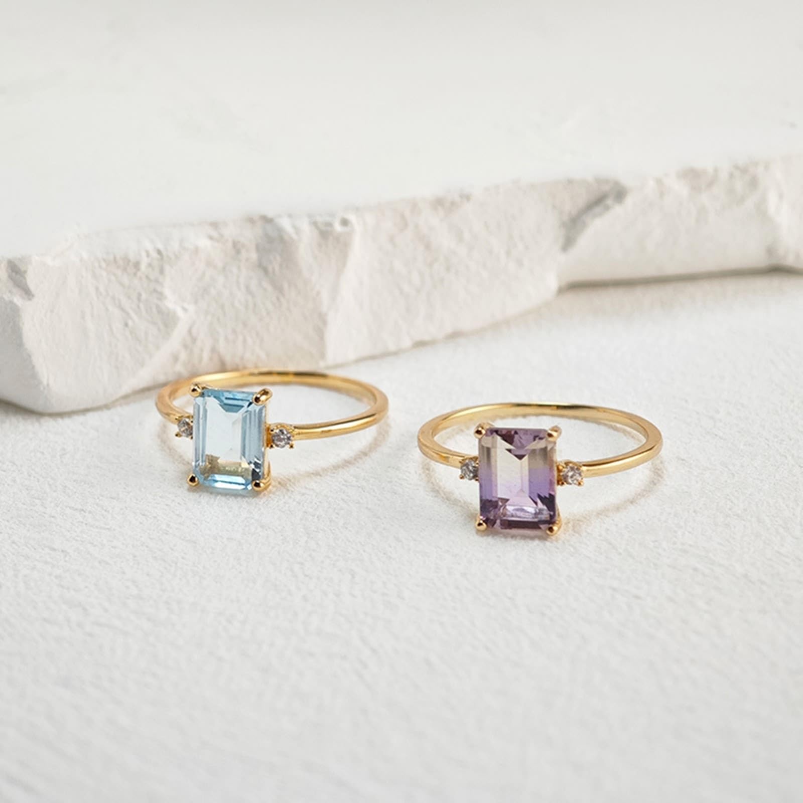 Anillo de compromiso de oro auténtico de 9 K/14 K/18 K, esmeralda en 4 garras