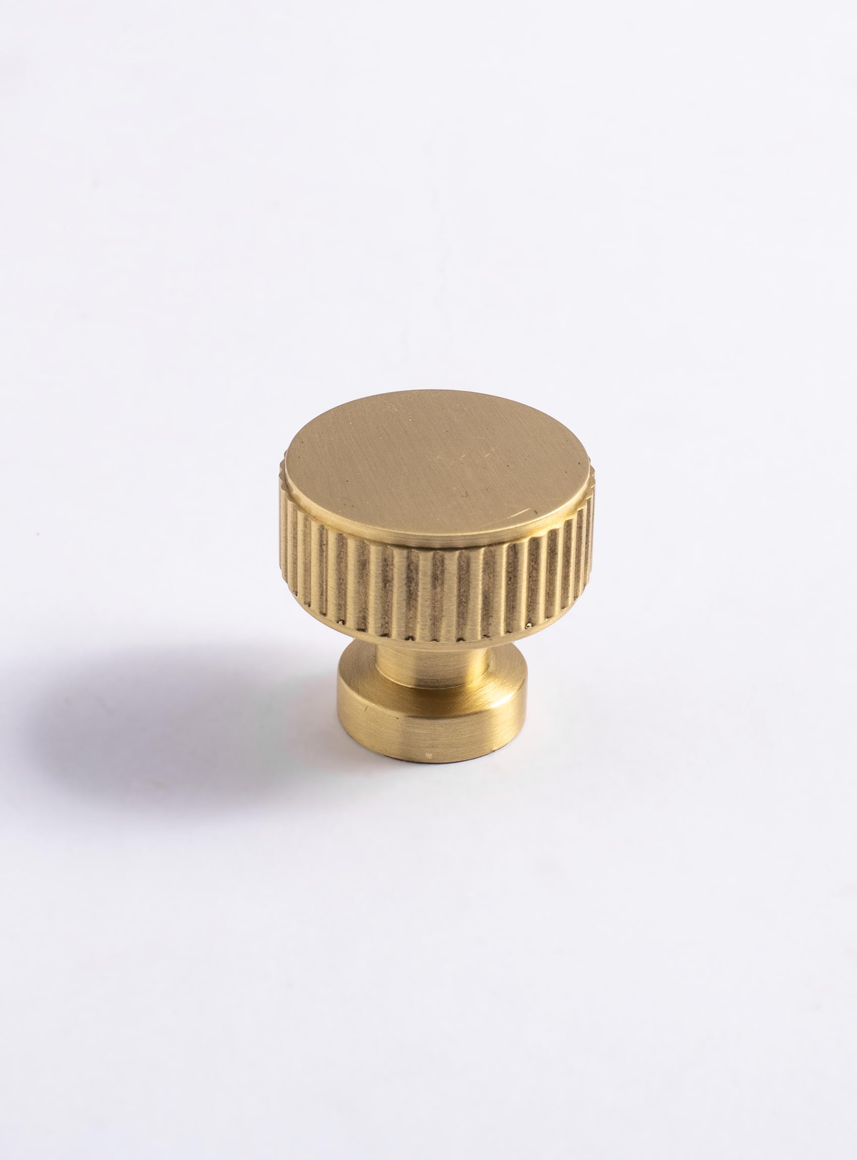 Solid Brass Fluted Cupboard Pull Handles, Cabinet Knobs, Straight Knurled Round, 32mm, Antique Brass, Black, Gold (Brass Gold (Satin)) (B0D8L2Q739) Amazon Price History, Amazon Price Tracker