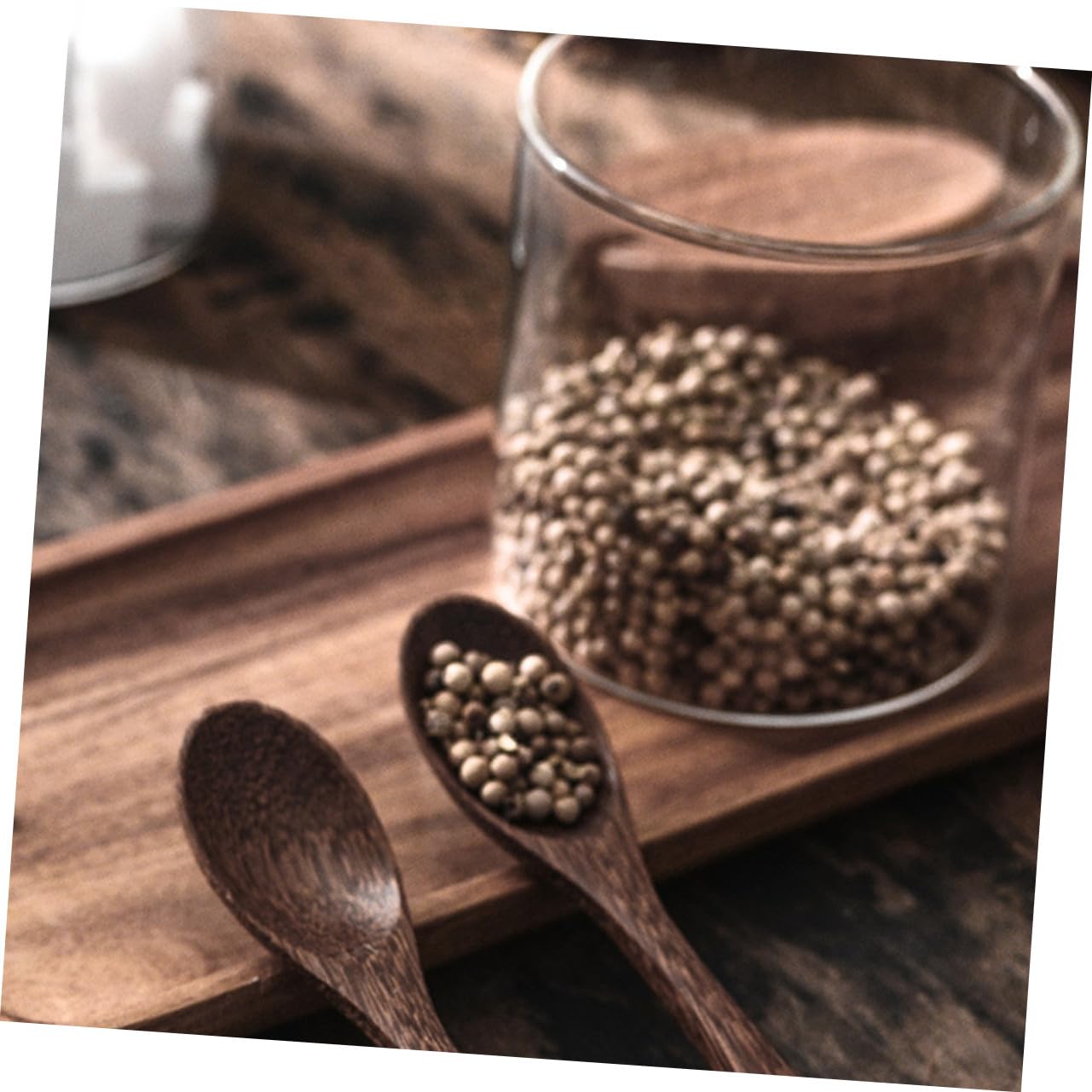 SHINEOFI Glas Gewürzglas mit Holzdeckel Löffel und Tablett Klare Aufbewahrungsgläser für Küche Multifunktionale Gewürzdosen für Salz Zucker und Gewürze Stilvolles Küchenzubehör