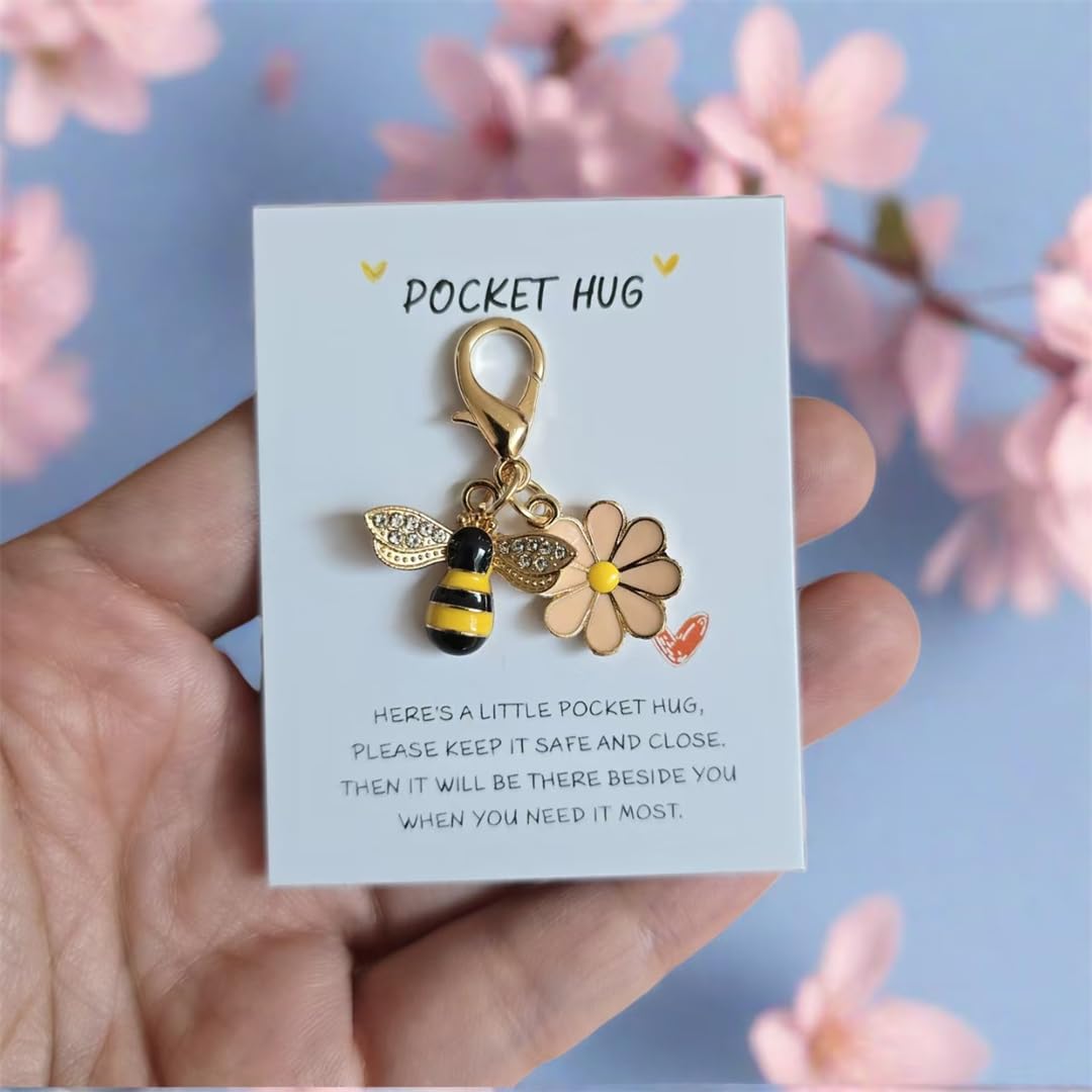 10 Sets Pocket Hug Card with Keychain, Thank You Note - Gift for Teachers, Moms, Girlfriends, Best Friends - Perfect for Birthdays, Christmas, Thanksgiving, Teacher's Day, Weddings, Graduations