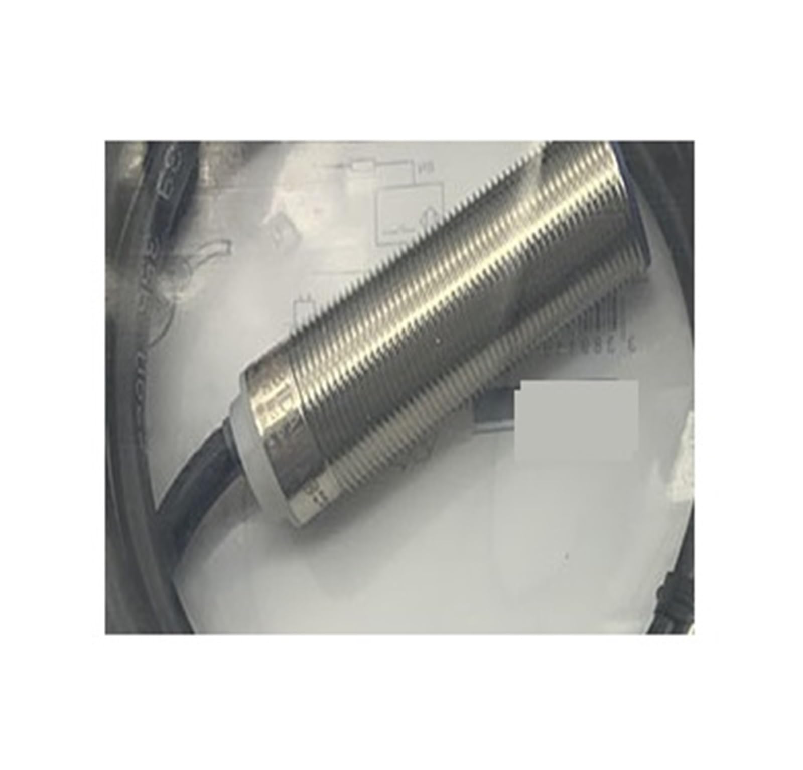 Capteur inductif XS518B1PAL2 à commutation rapide pour machines de précision