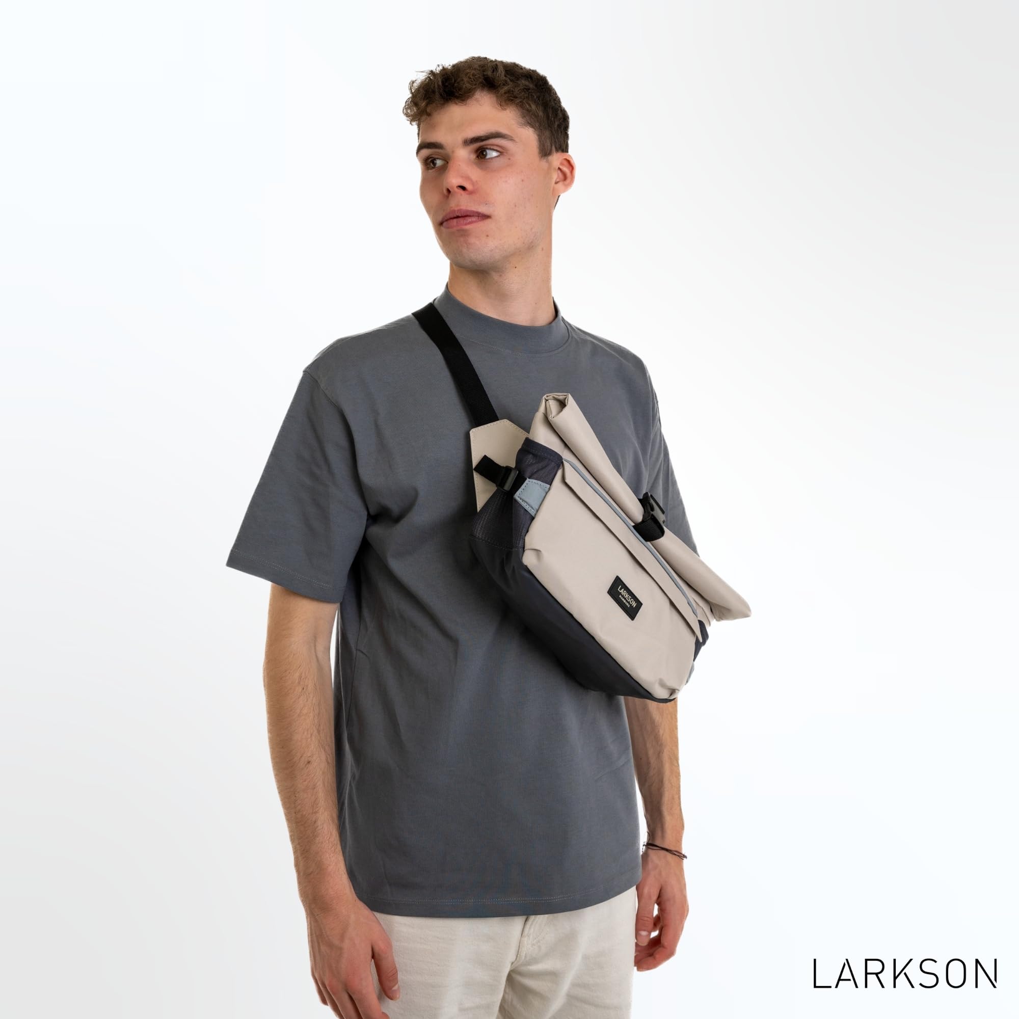 LARKSON Sacoche de Guidon Vélo Beige - Lasse - 2 en 1 Sacoche de Vélo & Sac à Bandoulière - Sacoche Bikepacking pour Guidon Avant avec Réflexion - Hydrofuge