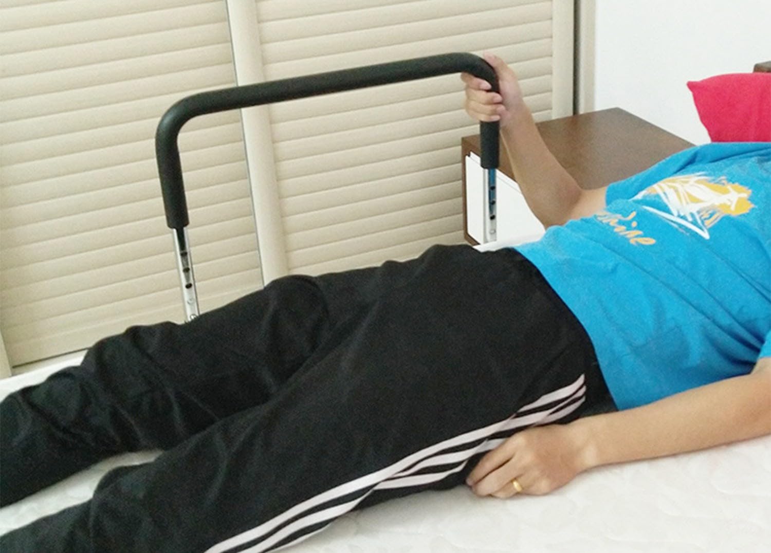 Sponda Letto Anziani Anticaduta Ausili per Alzarsi dal Letto Regolabile in Altezza,Supporto per Alzarsi,Sbarra di Sicurezza,Molto Resistenti E Facili da Installare per Donne Incinte,Disabili